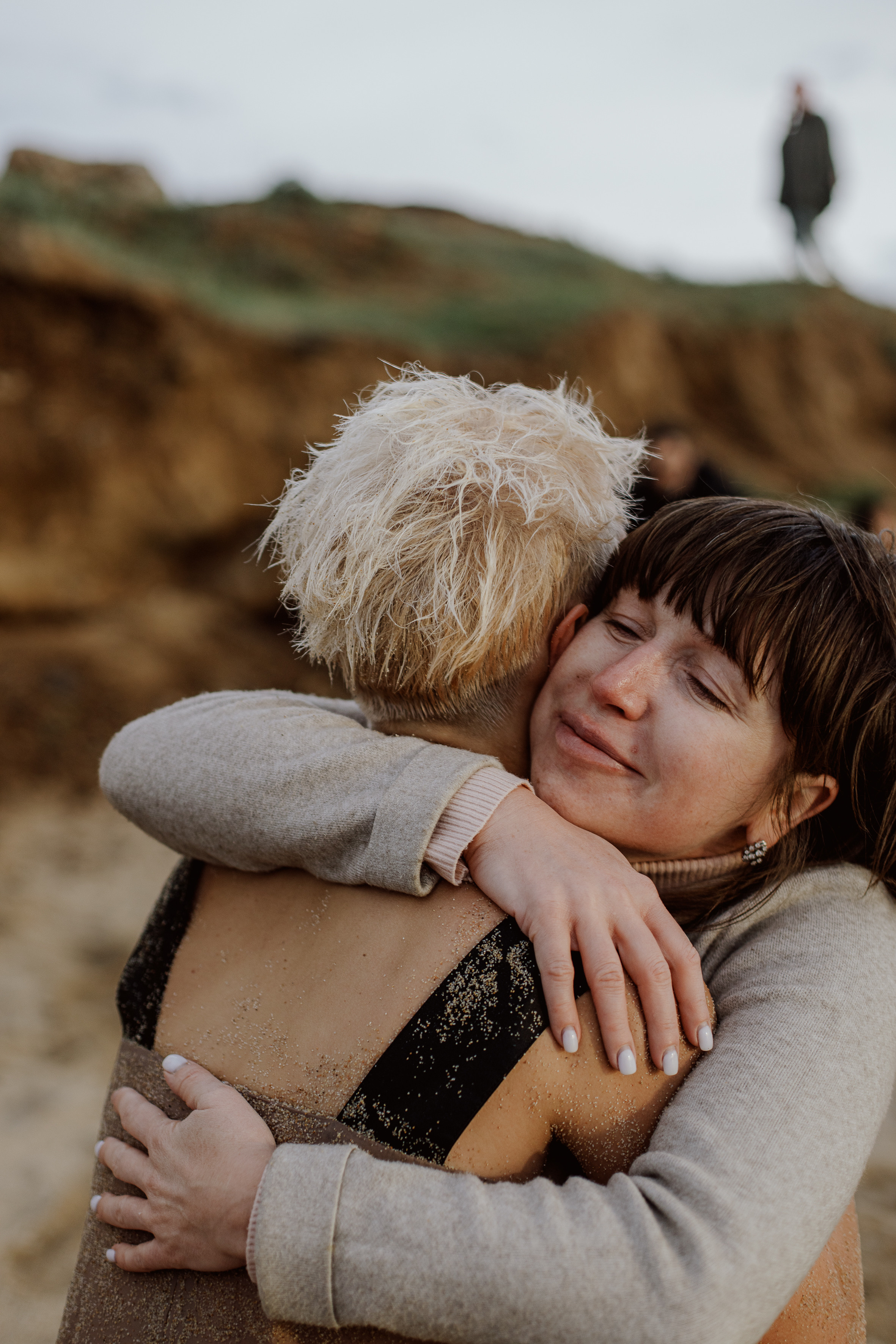 Перформанс Ирины Беляевой, остров Ольхон. Фотограф Ольхон/ Индия, Регина