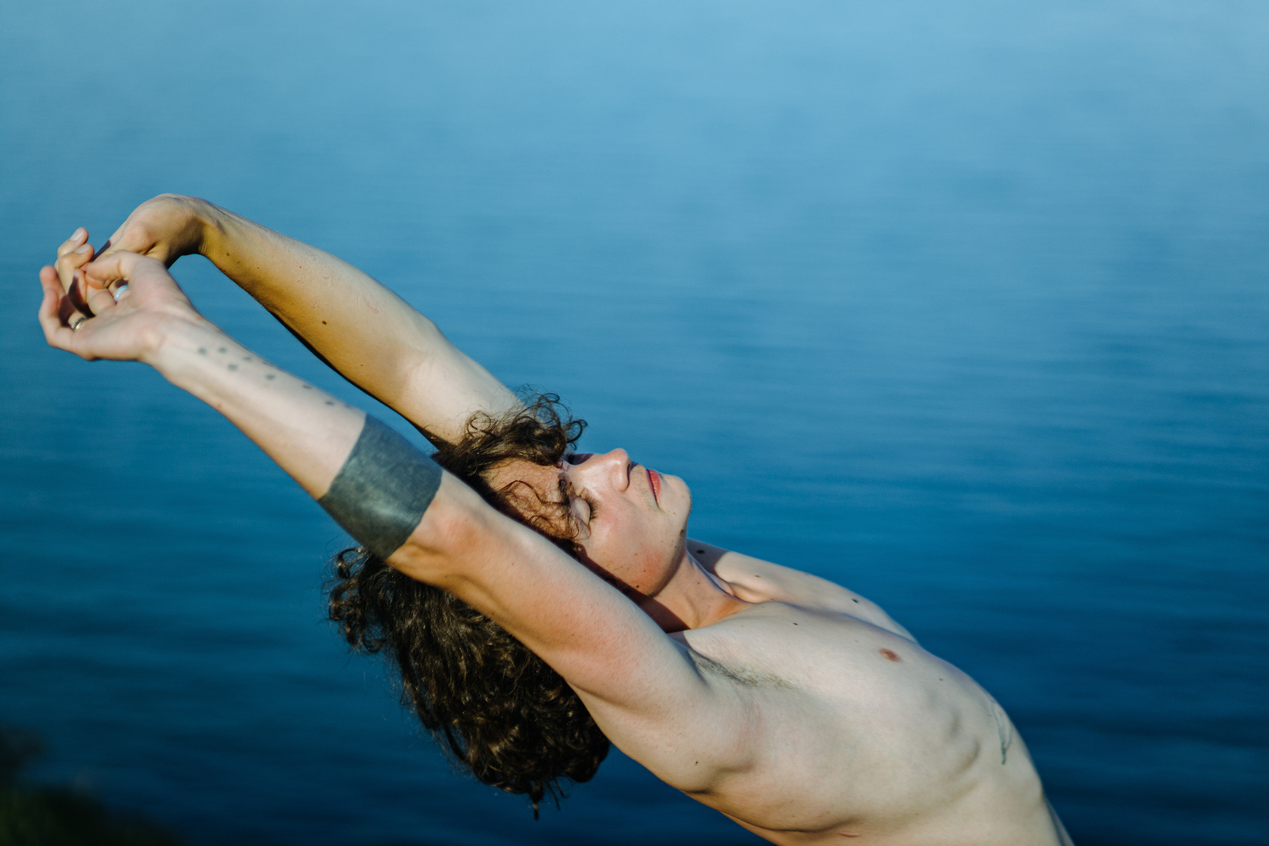 Мужской портрет на скале. Фотограф Ольхон/ Индия, Регина