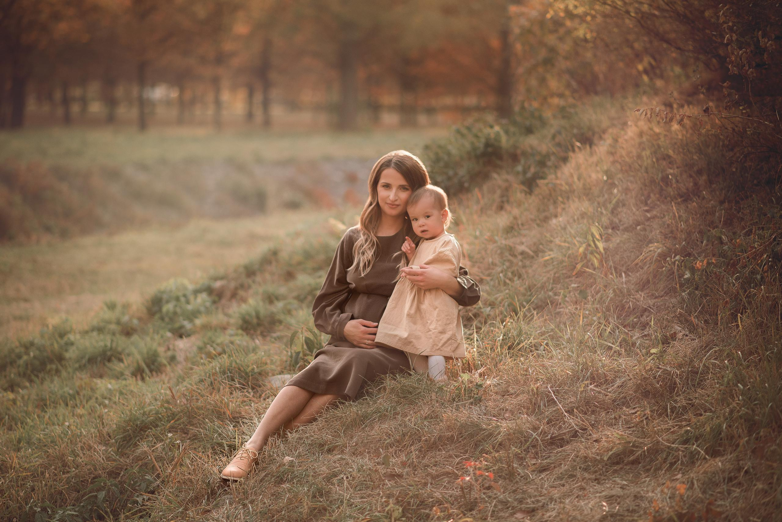 Семейная фотопрогулка в Алматы. Фотограф в Алматы Новгородская Мария