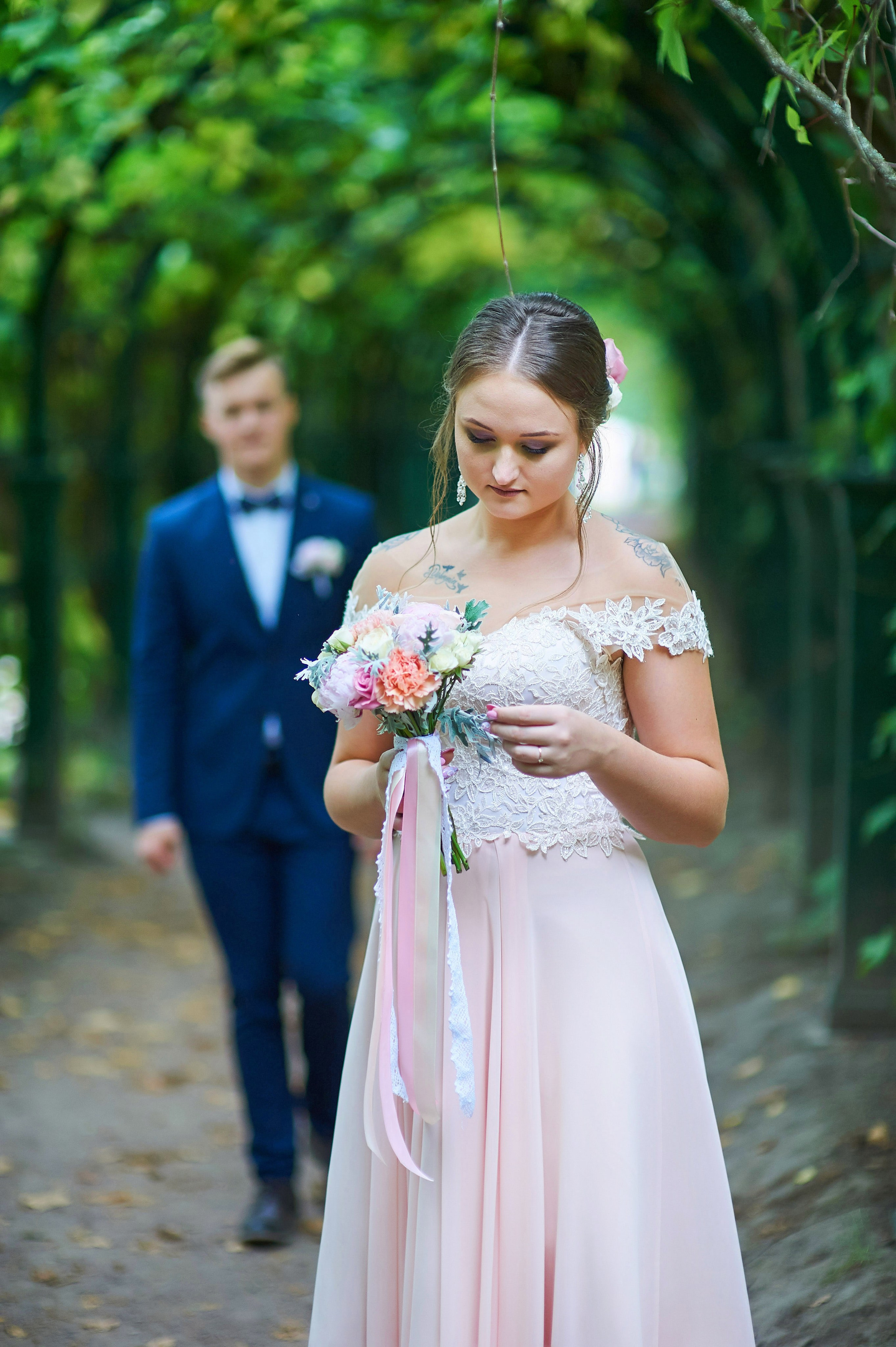Ульяна и Дмитрий (свадебная прогулка в Сестрорецке под дождем, , фотосессия в верхнем парке Петергофа). Портретный, семейный и свадебный фотограф в Санкт-Петербурге и в Пушкине Ширяев Денис