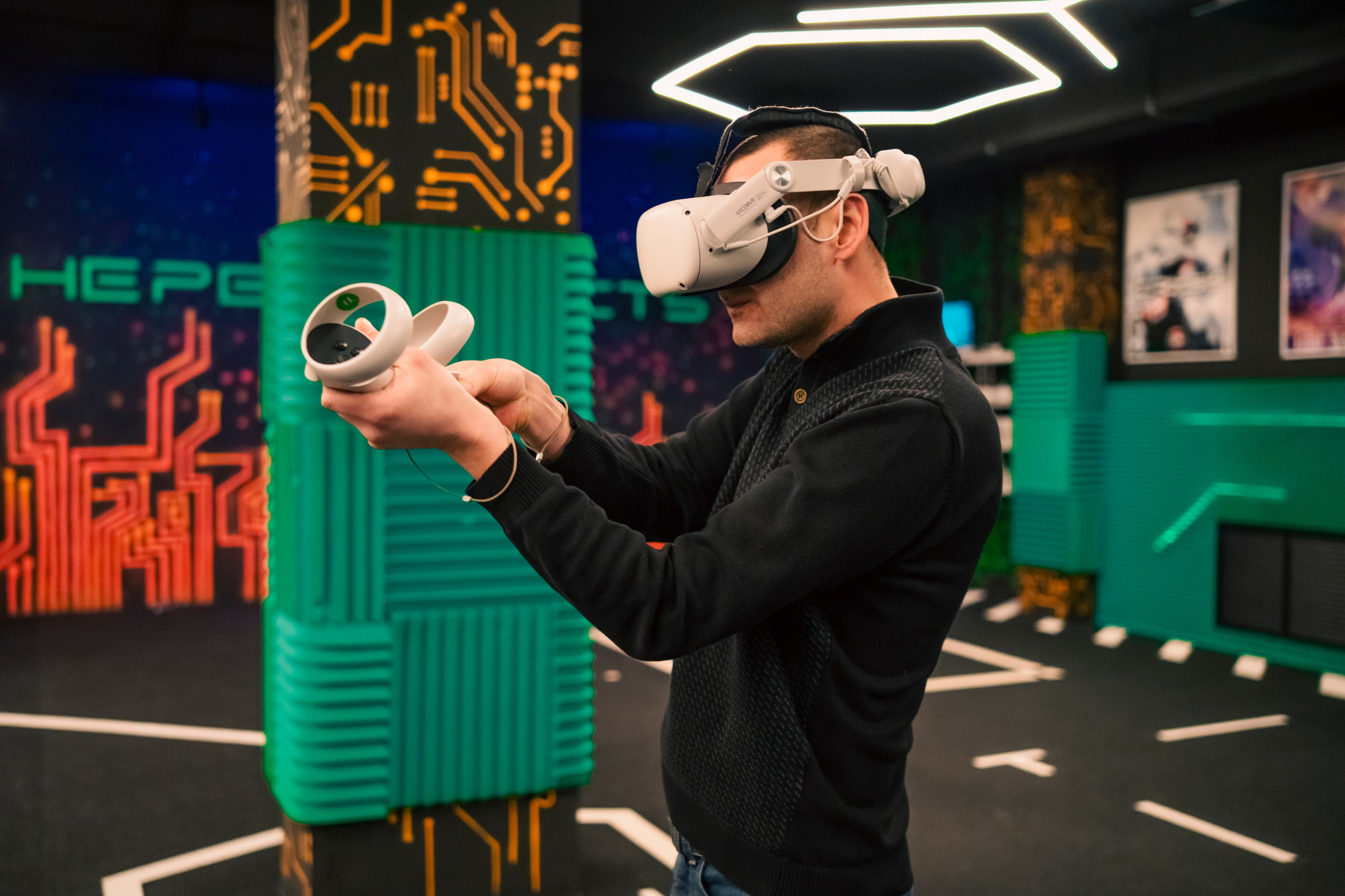 VR (November-December 2024). Felixtones