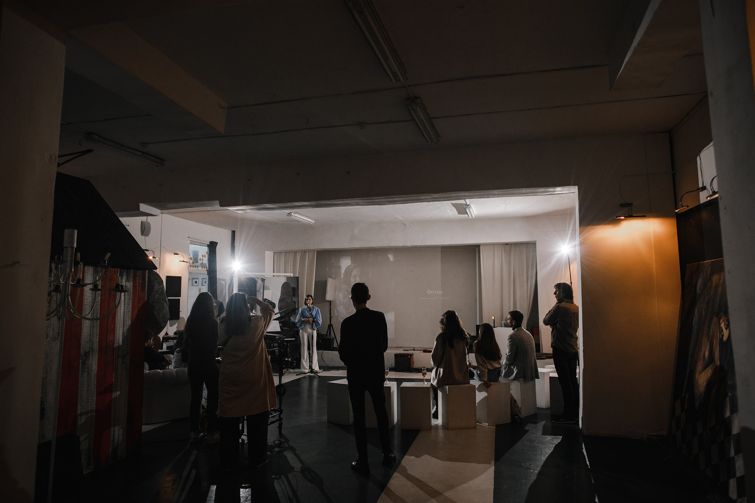 26.04.2023 // Мастер-класс Кати Монич. Фотовыставки serebro.gallery, в которых автором можешь стать ты! | Москва