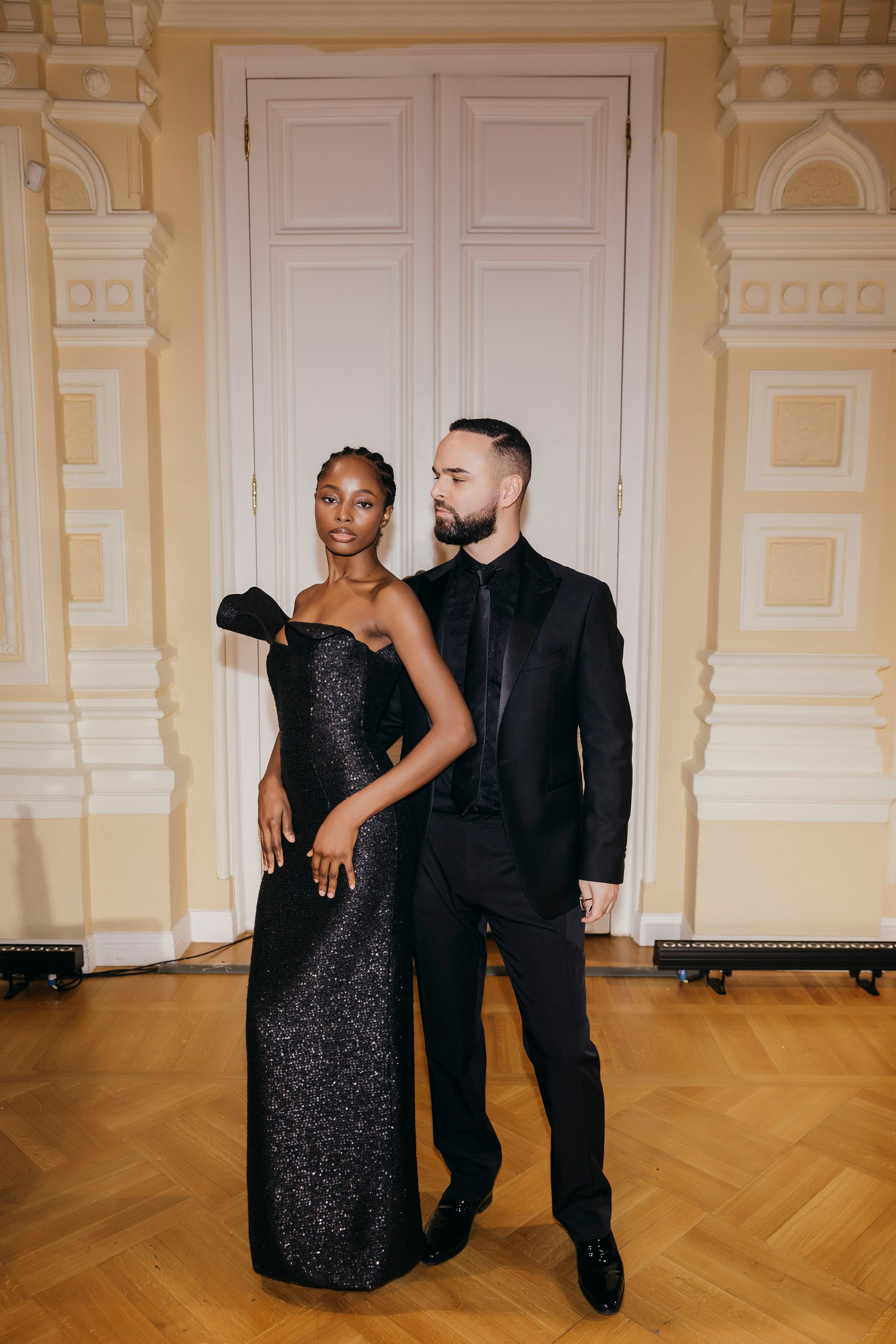 CANACH fashion show by Artashes Oganian, GUM, Moscow. «Птичка на проводе»: информационный портал в Москве