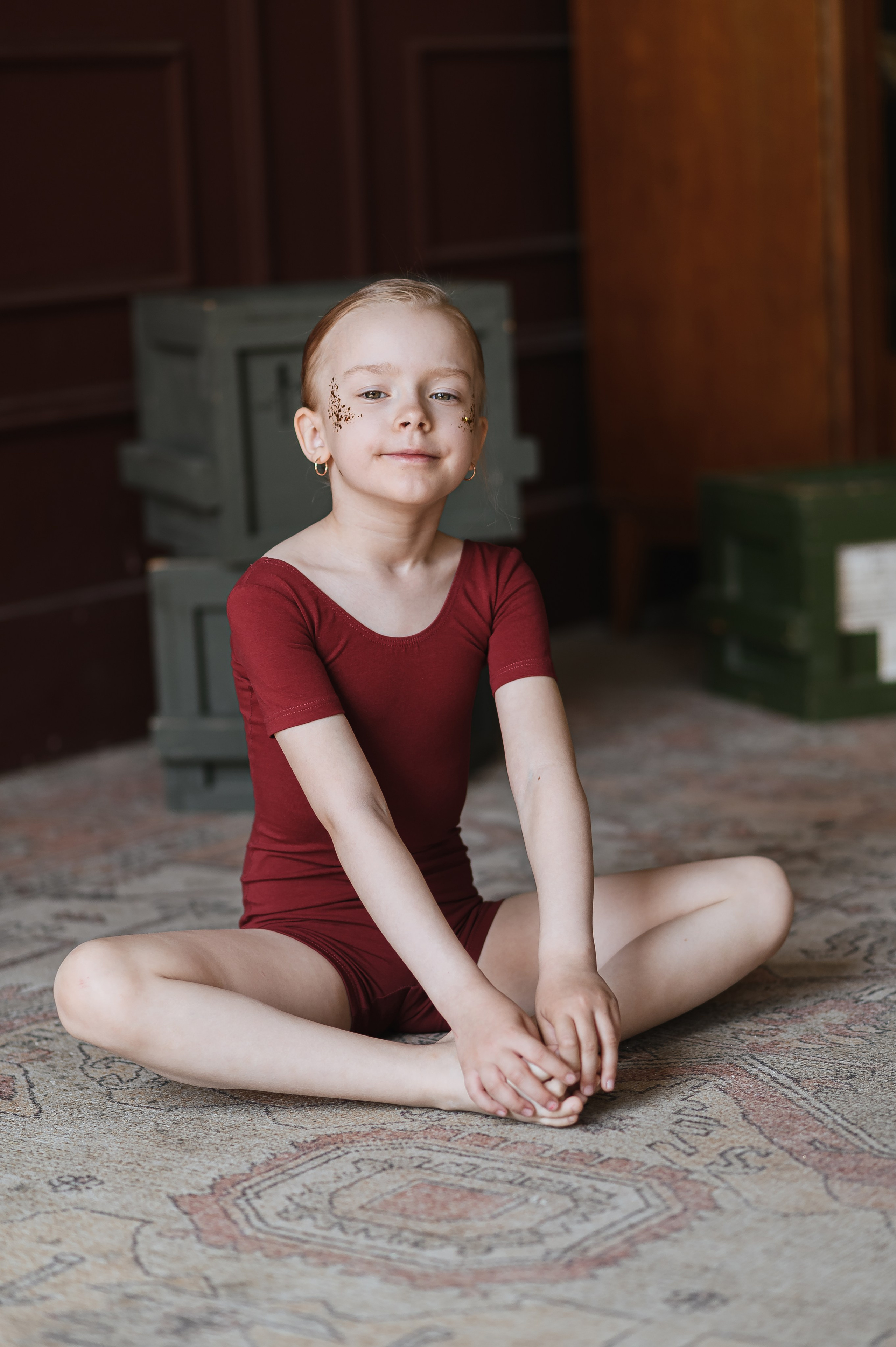 ВВЕРХ ДНОМ. SCULPTURE. Профессиональный репортажный, коммерческий фотограф в Санкт-Петербурге