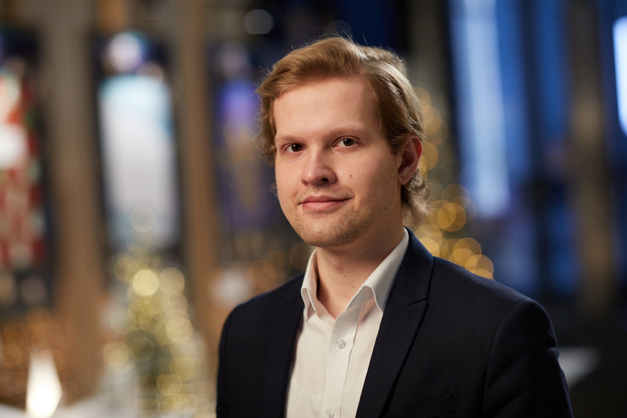 Корпоративная праздничная фотосессия. Профессиональная фотосъемка для бизнеса и личного бренда в Москве