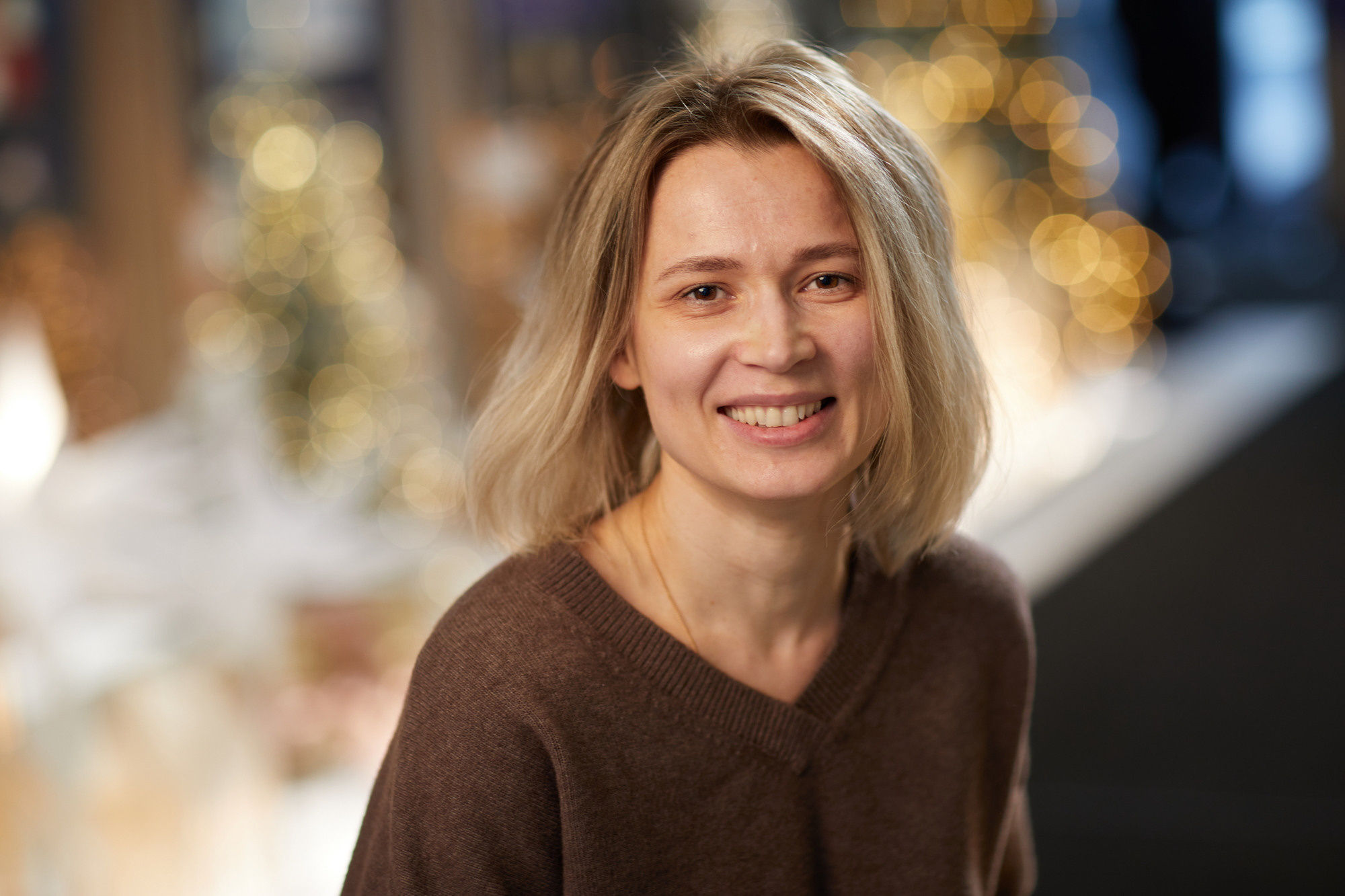 Корпоративная праздничная фотосессия. Профессиональная фотосъемка для бизнеса и личного бренда в Москве