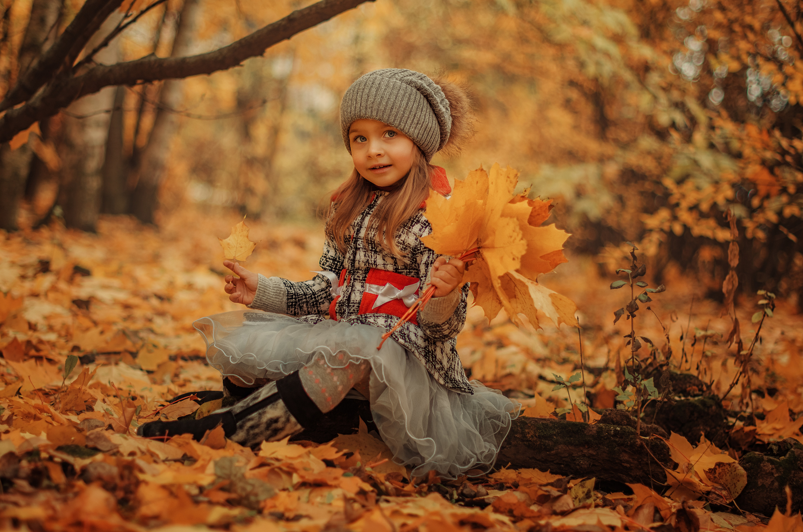 Осенняя фотосессия Настеньки. Фотограф Алиса Агафонова в Санкт-Петербурге