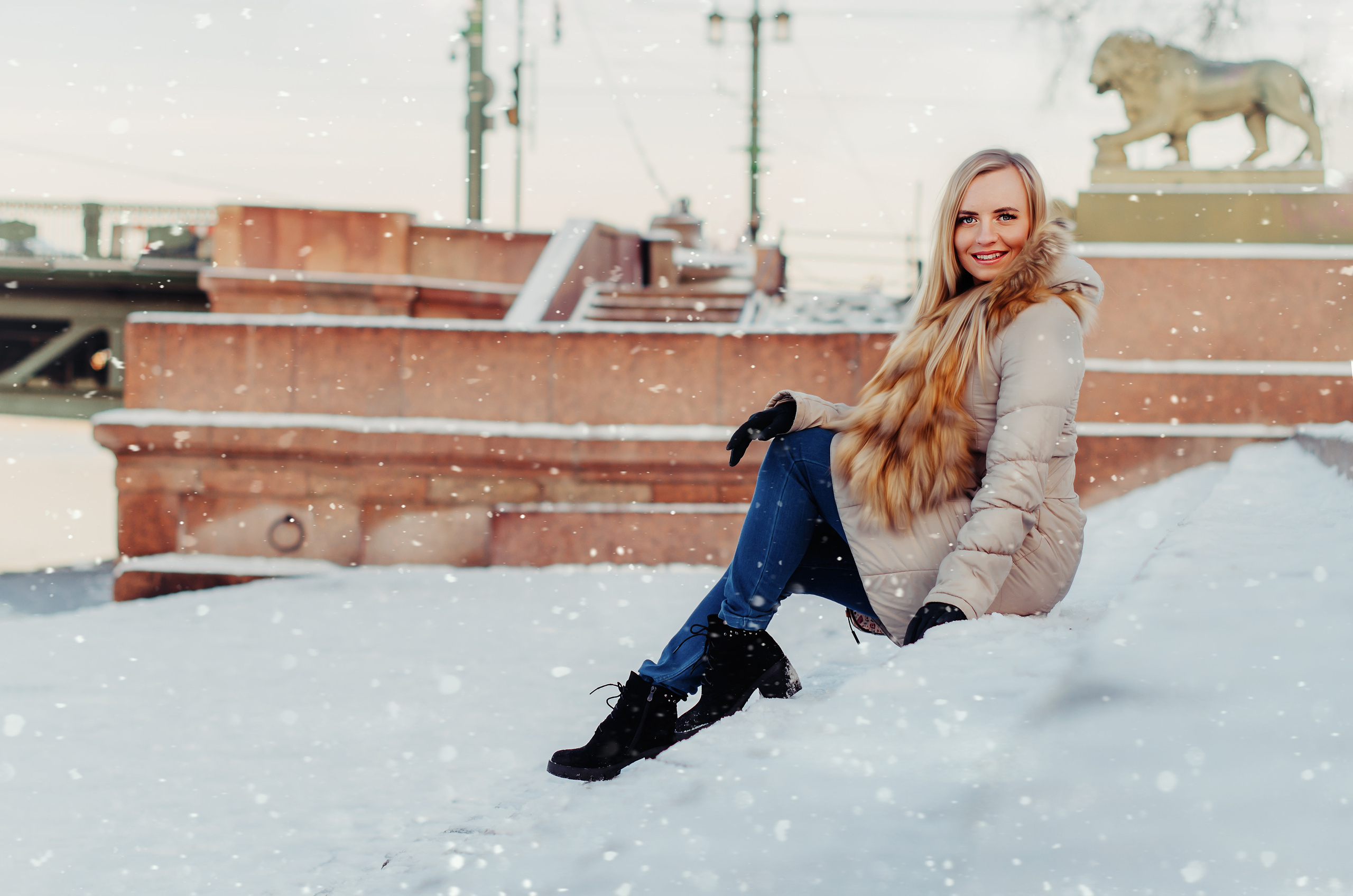 Фотопрогулка Иры по зимнему городу. Фотограф Алиса Агафонова в Санкт-Петербурге