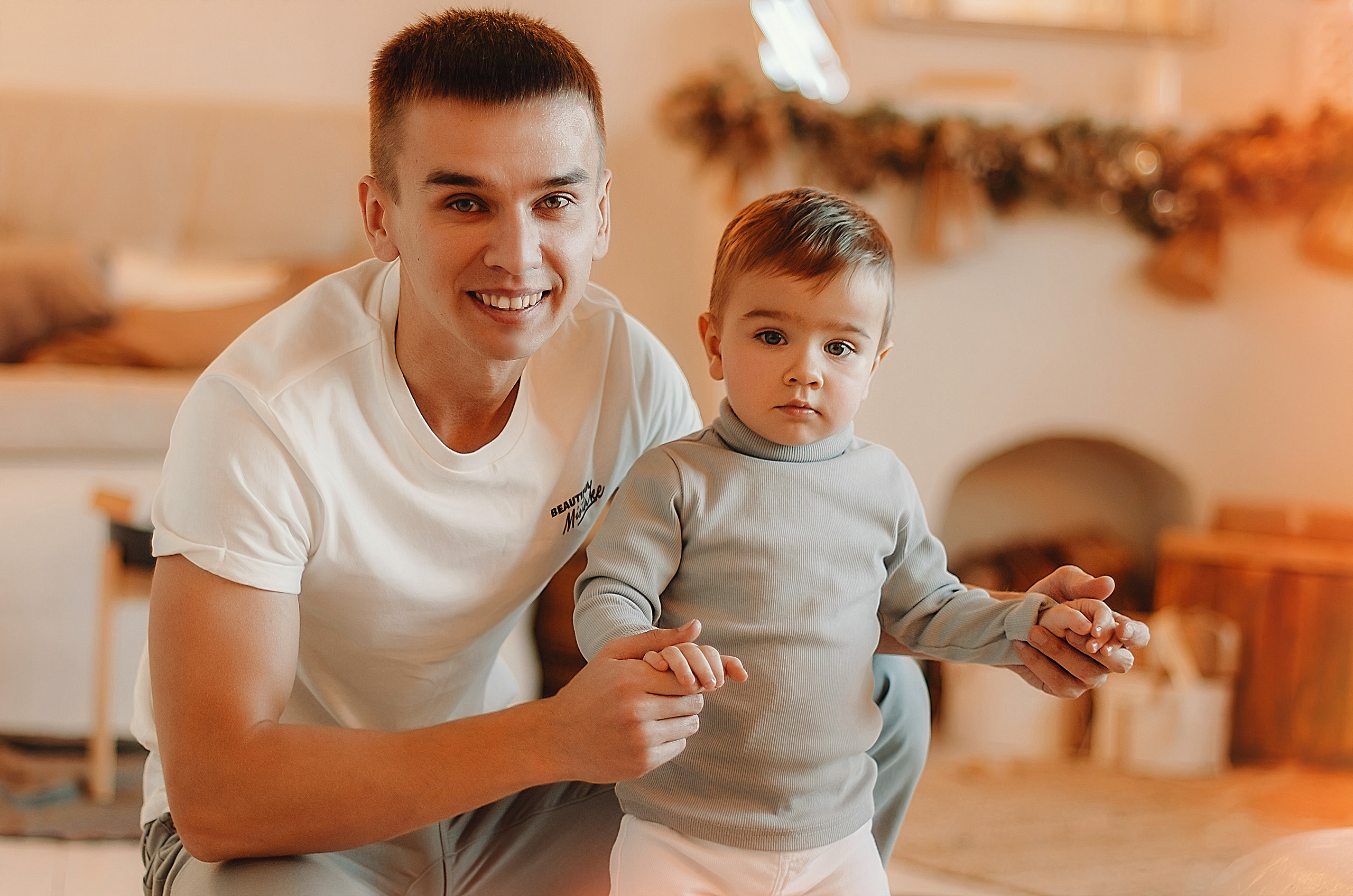 Новогодняя съёмка Тани и её семьи. Фотограф Алиса Агафонова в Санкт-Петербурге