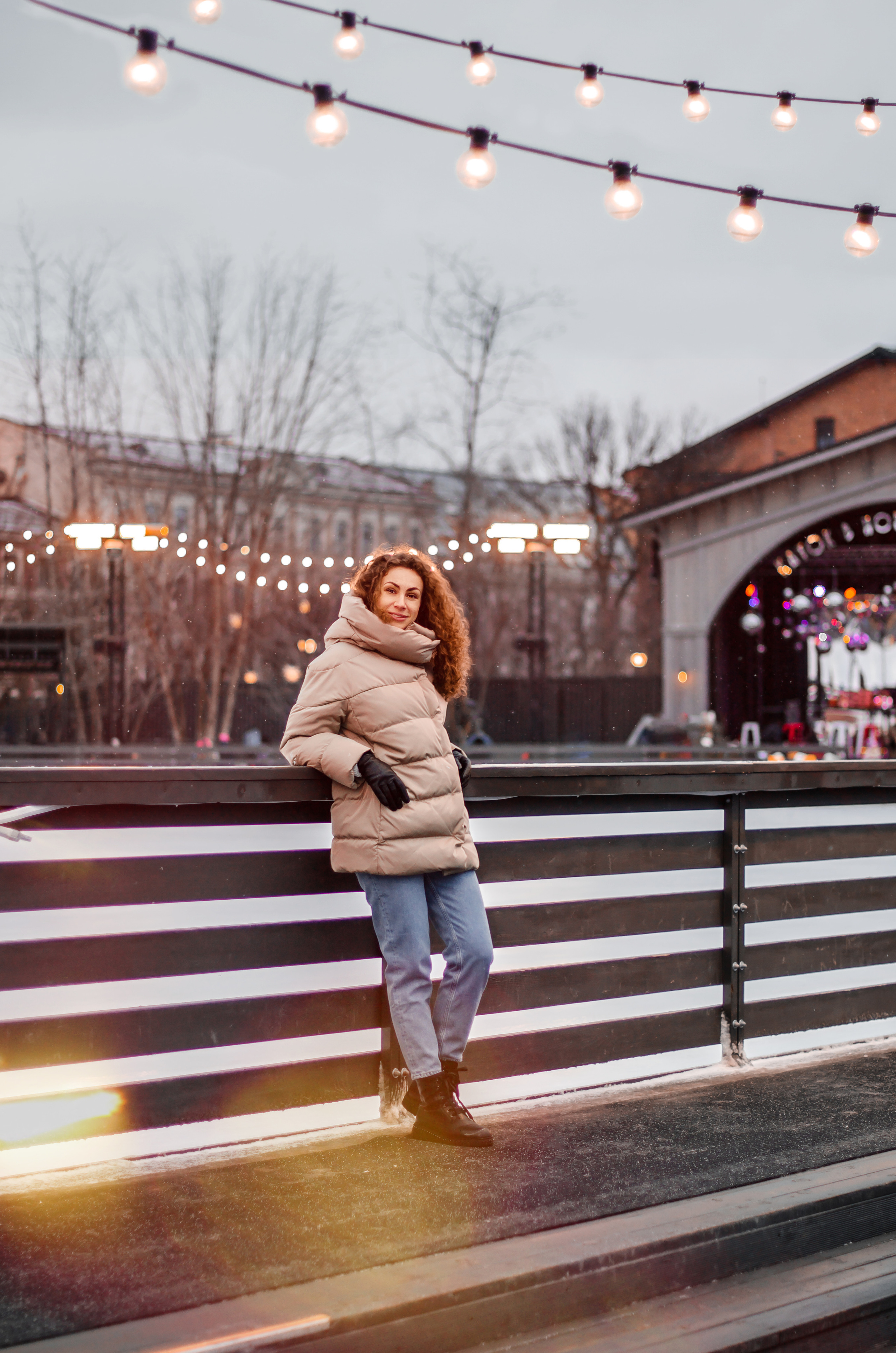 Юля прогулка в Новой Голландии. Фотограф Алиса Агафонова в Санкт-Петербурге