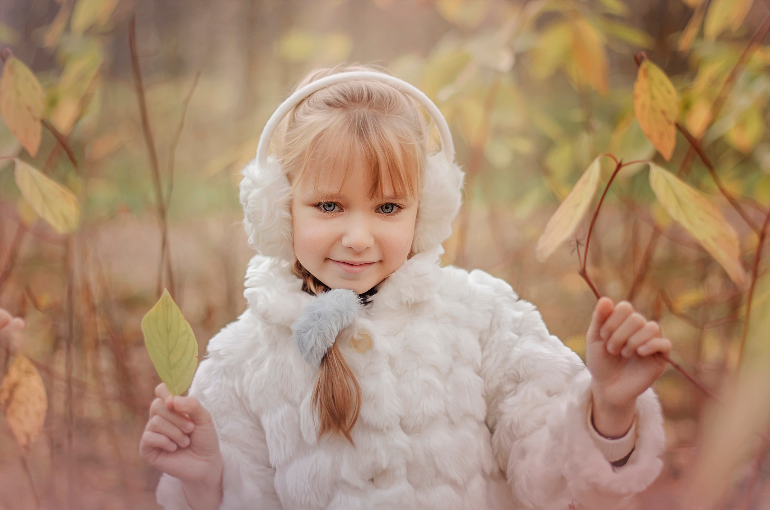 Карина в осеннем парке. Фотограф Алиса Агафонова в Санкт-Петербурге