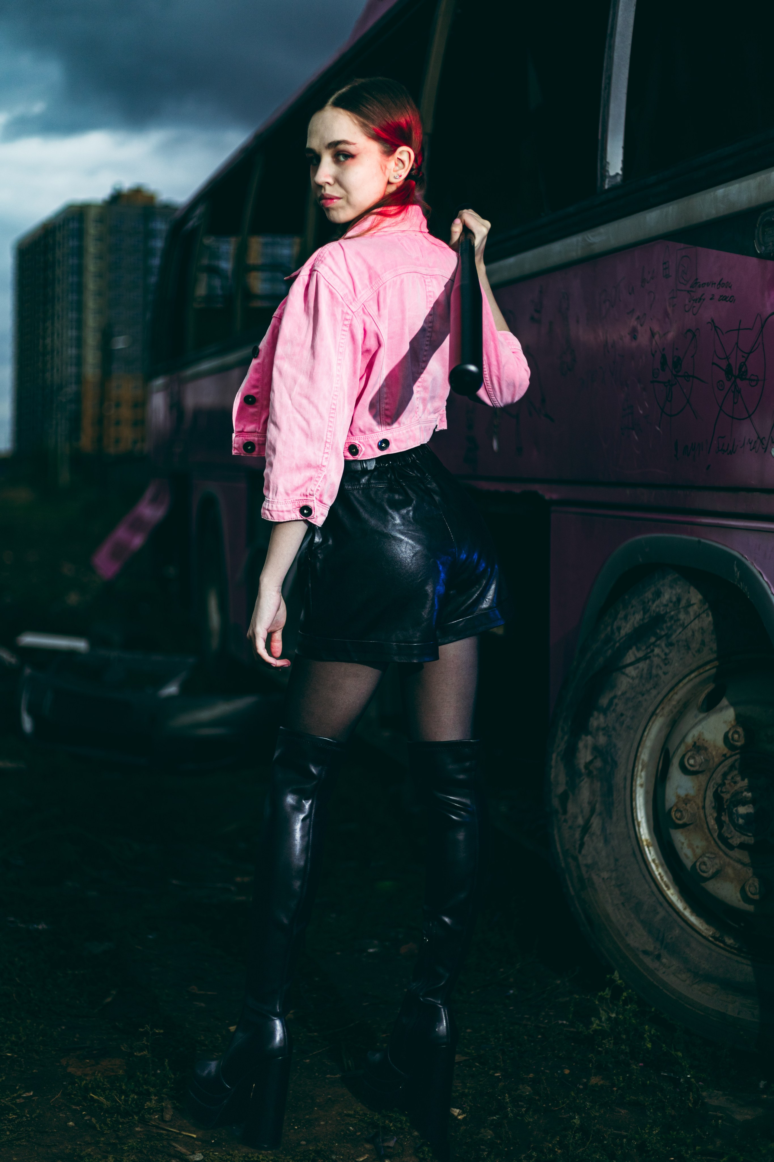 Алина, бита, цепь. Фотограф, Таганрог, Руслан Степущенко