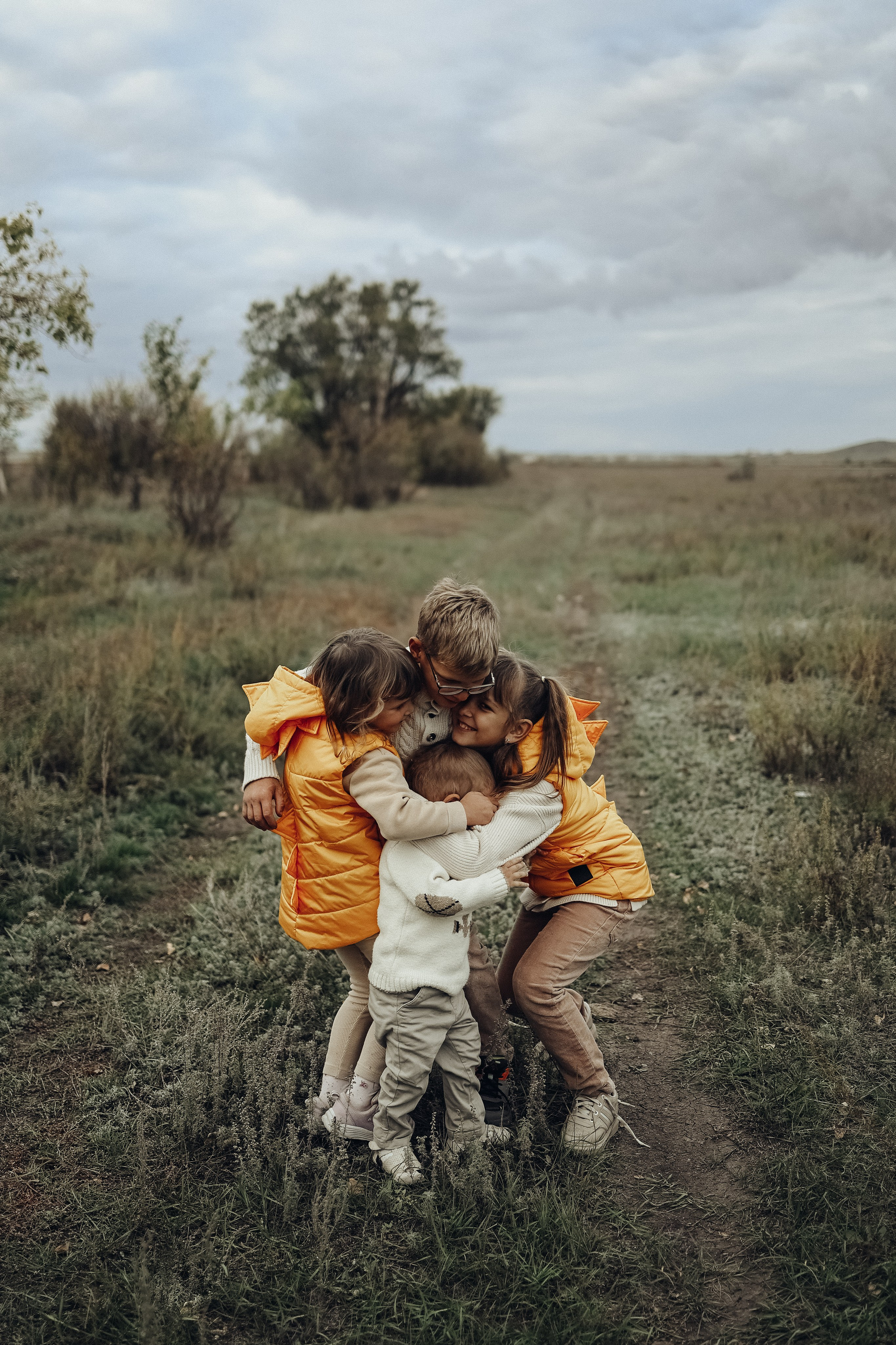 Семейная прогулочная съёмка. Фотограф в Астане Элина Багинская