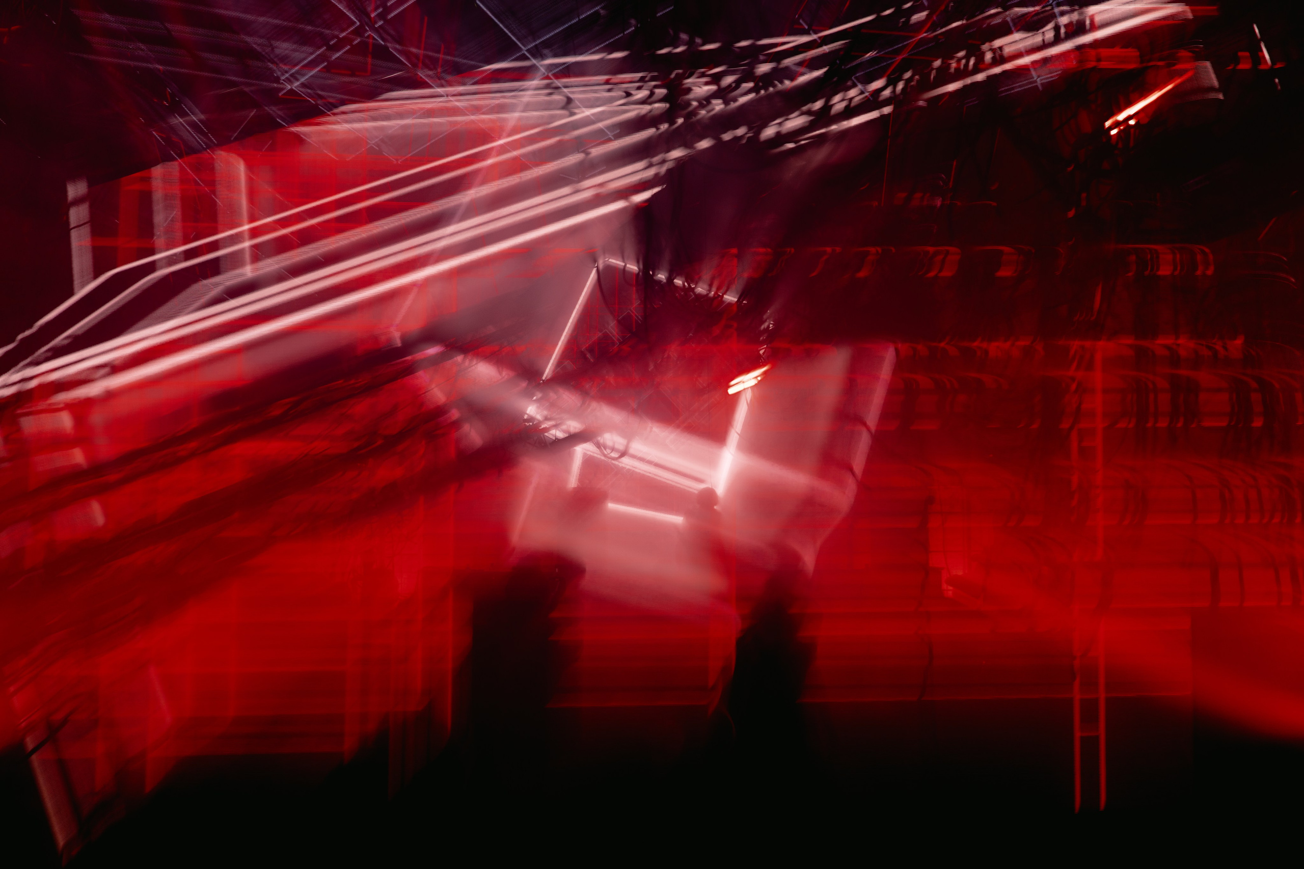 Outline 2024. @tomrus: Рустам Шагиморданов — фотограф