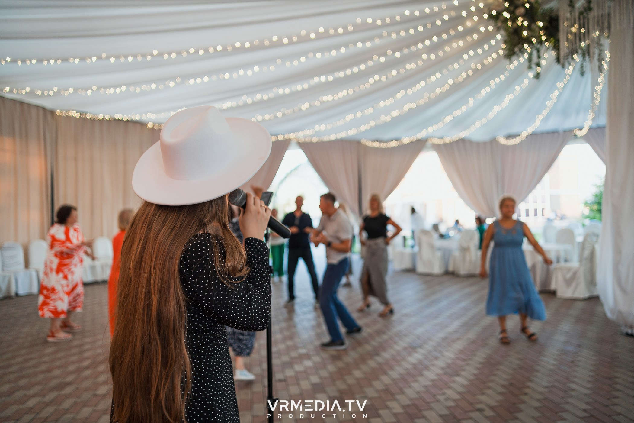 ЖАРКАЯ ПЯТНИЦА в ресторане «Империя»