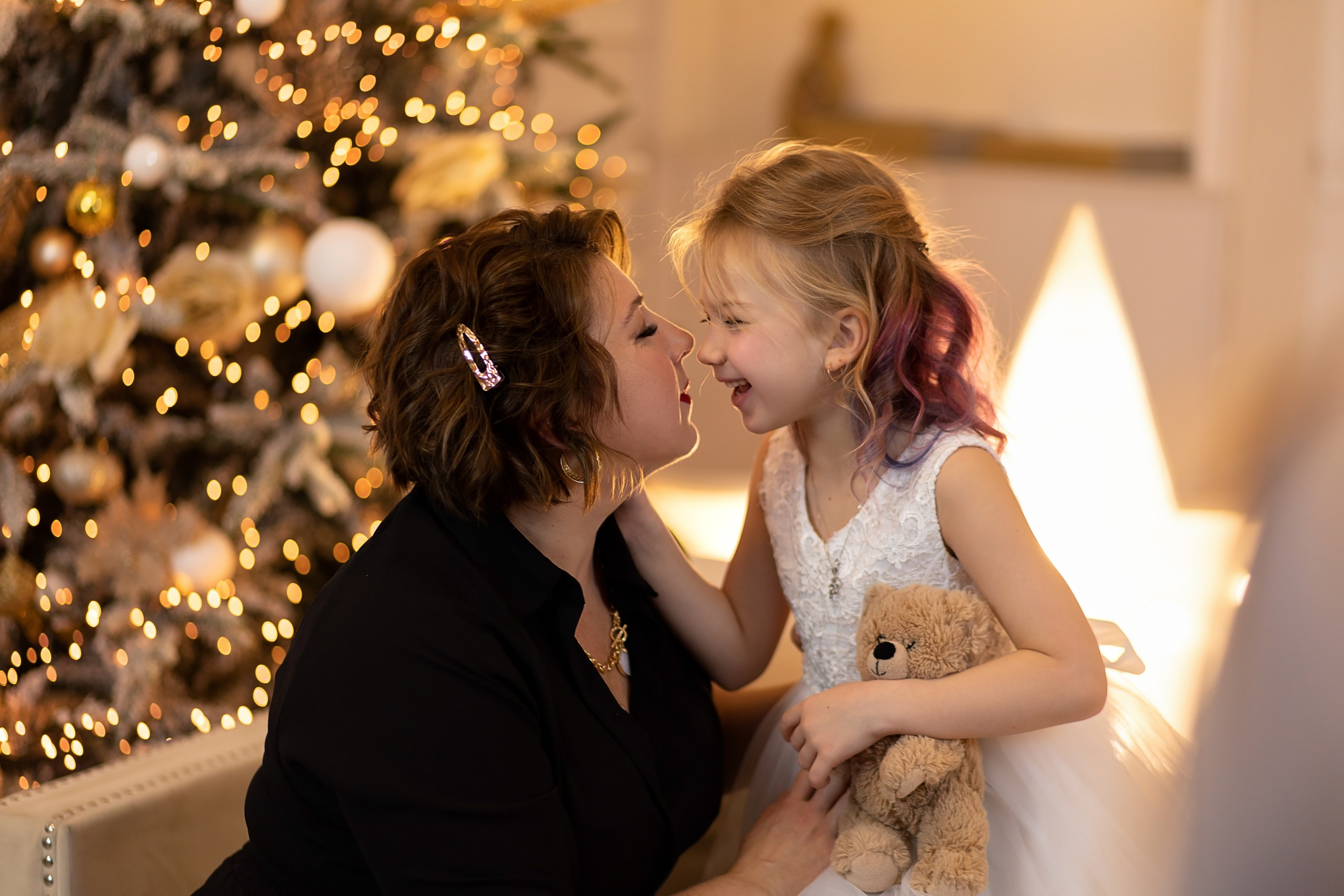 Евгения и Анна. Главная