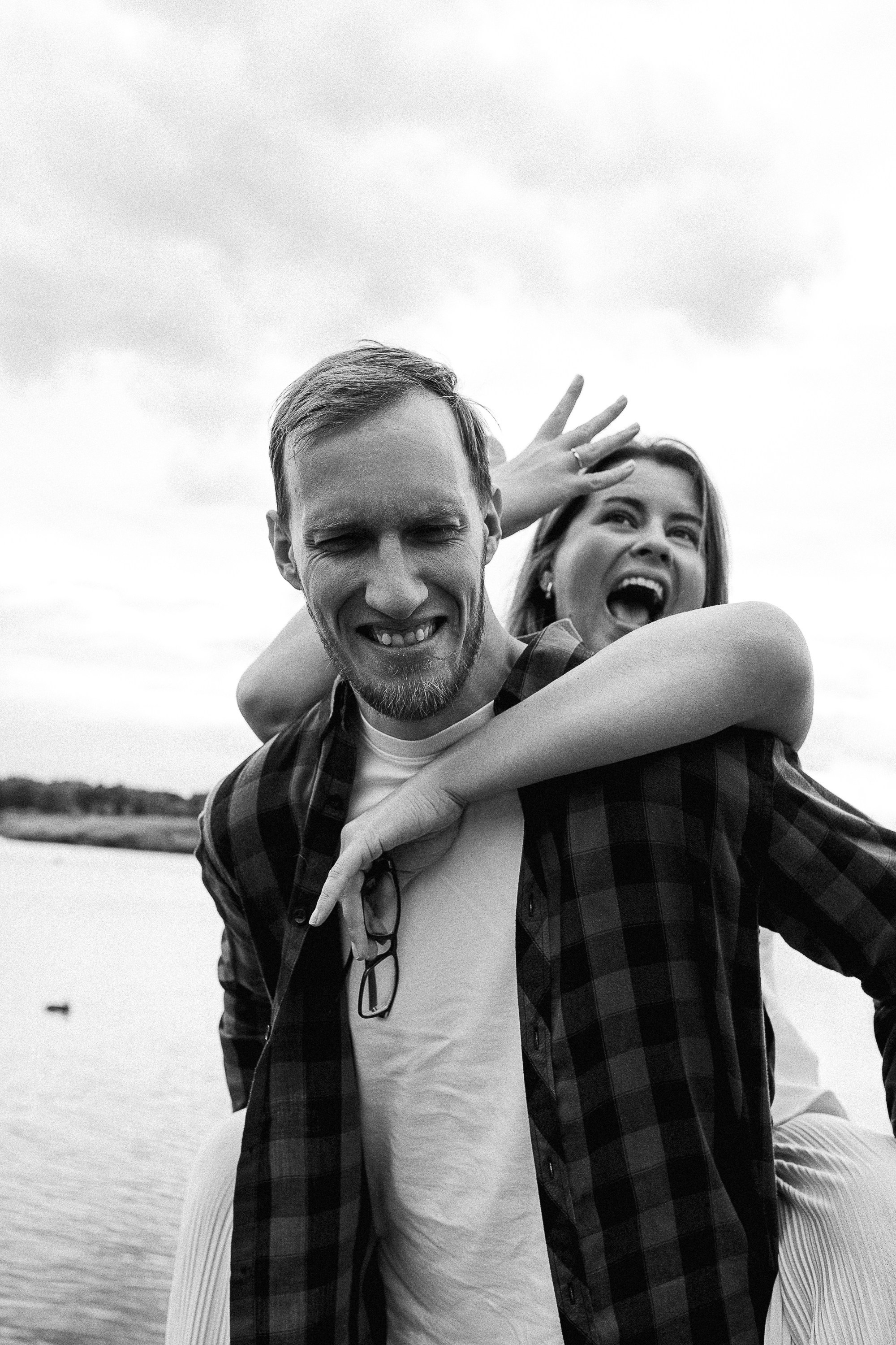 Love Story на Юбилейном озере. Свадебный и семейный фотограф Виолетта Сидельникова. Краснодар, Россия, Беларусь, Европа