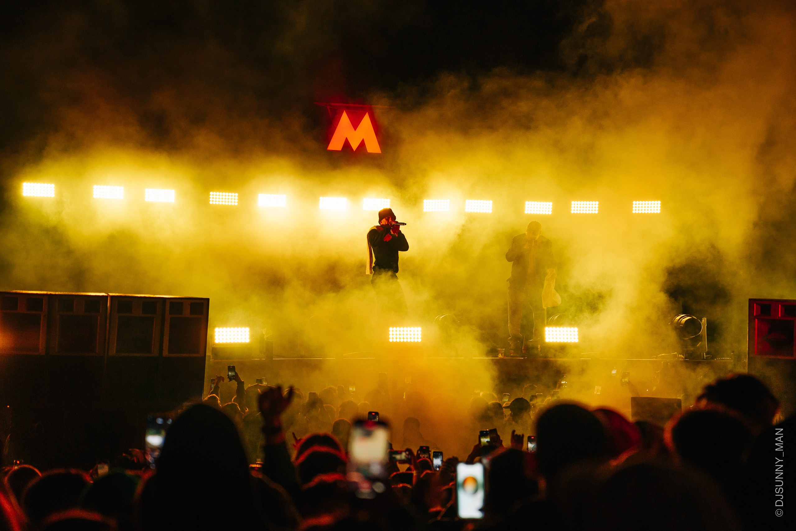 Metro Gorkovskaya. Sunnyman