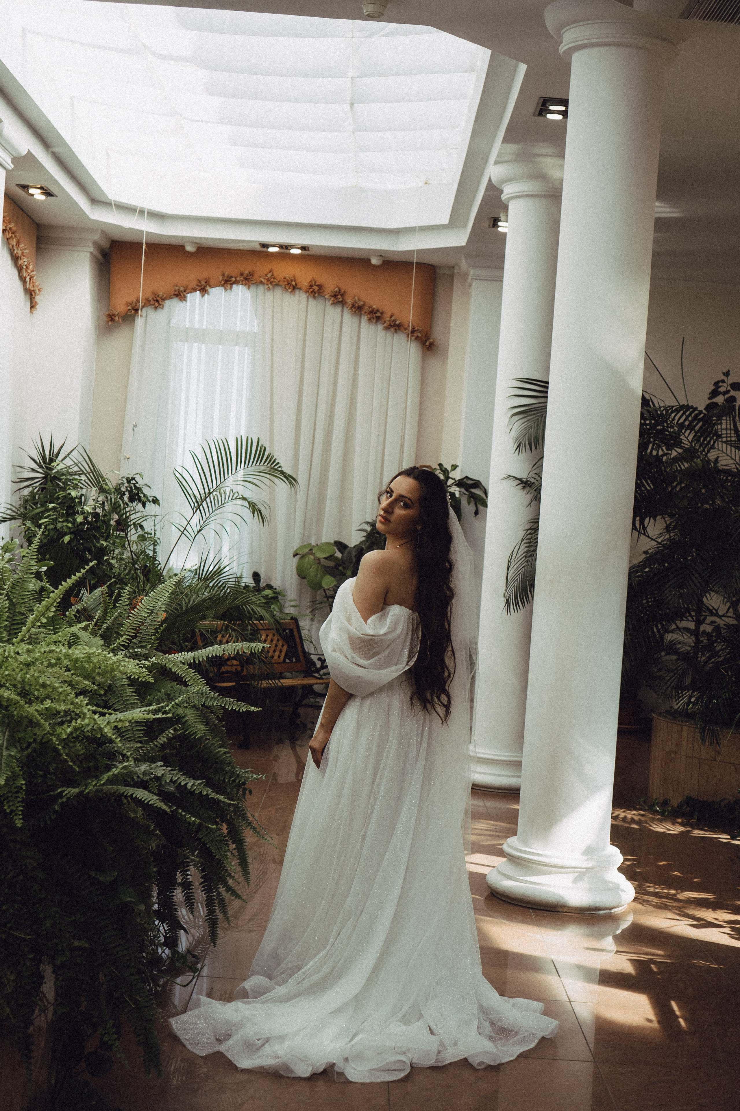 СВАДЕБНАЯ СЬЕМК В ПАРКЕ 300-ЛЕТИЯ. Профессиональный фотограф, Санкт-Петербург — Виктория Богомолова