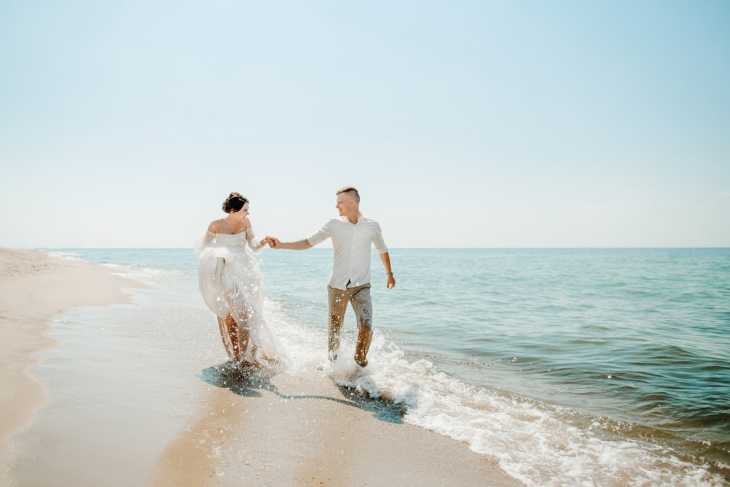 Свадьба на море. Свадебный фотограф Калининград Пасюта Данила