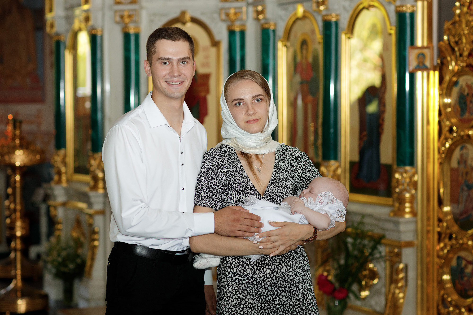 Крестины в храме Виктора Никомидийского п.Шолоховский. Фото видео съёмка в Белой Калитве дуэт Герман и Инна