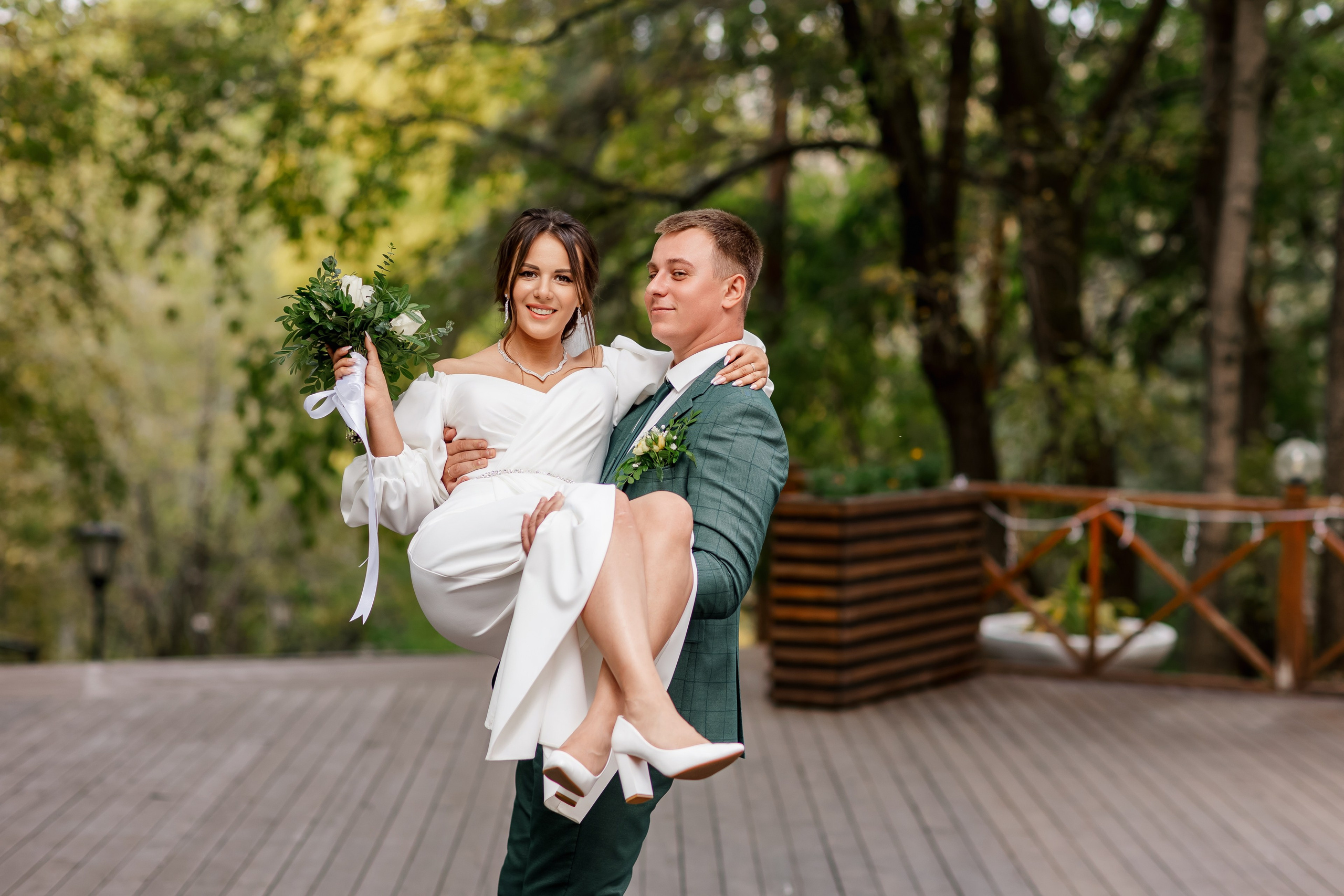 Олег и Юлия. Свадебная прогулка. Свадебный фотограф в Хабаровске