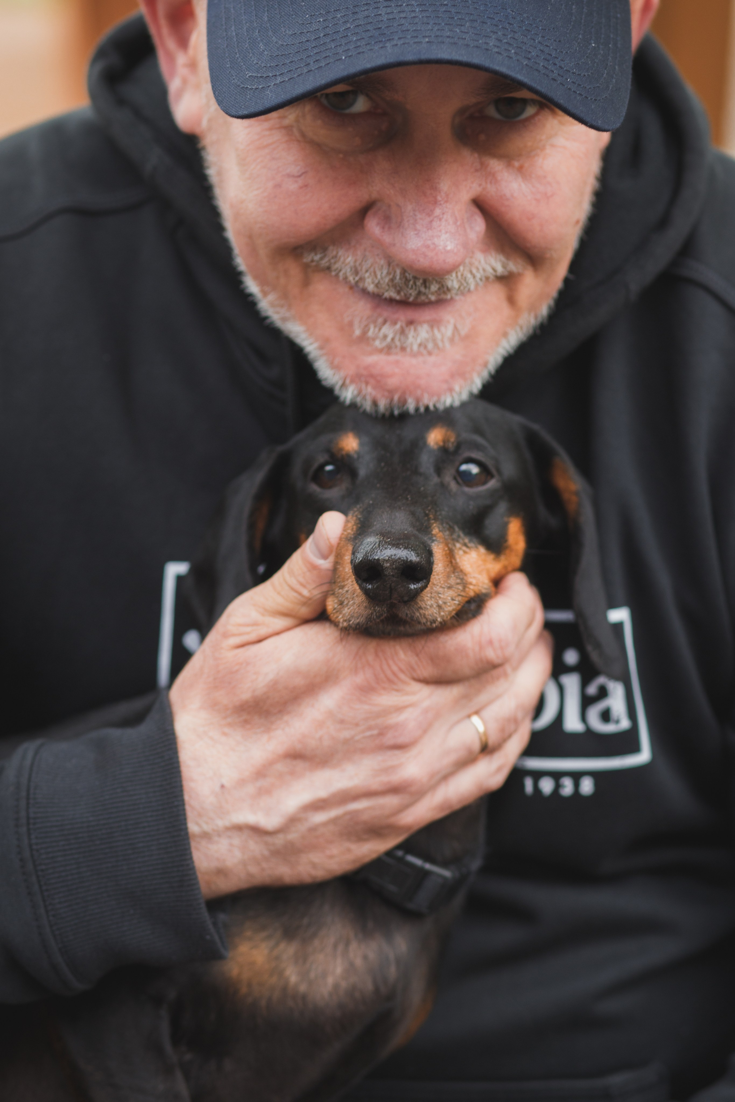 Фотопрогулка большой семьи с двумя собаками летом. Семейный и школьный фотограф в Москве Анна Ткач