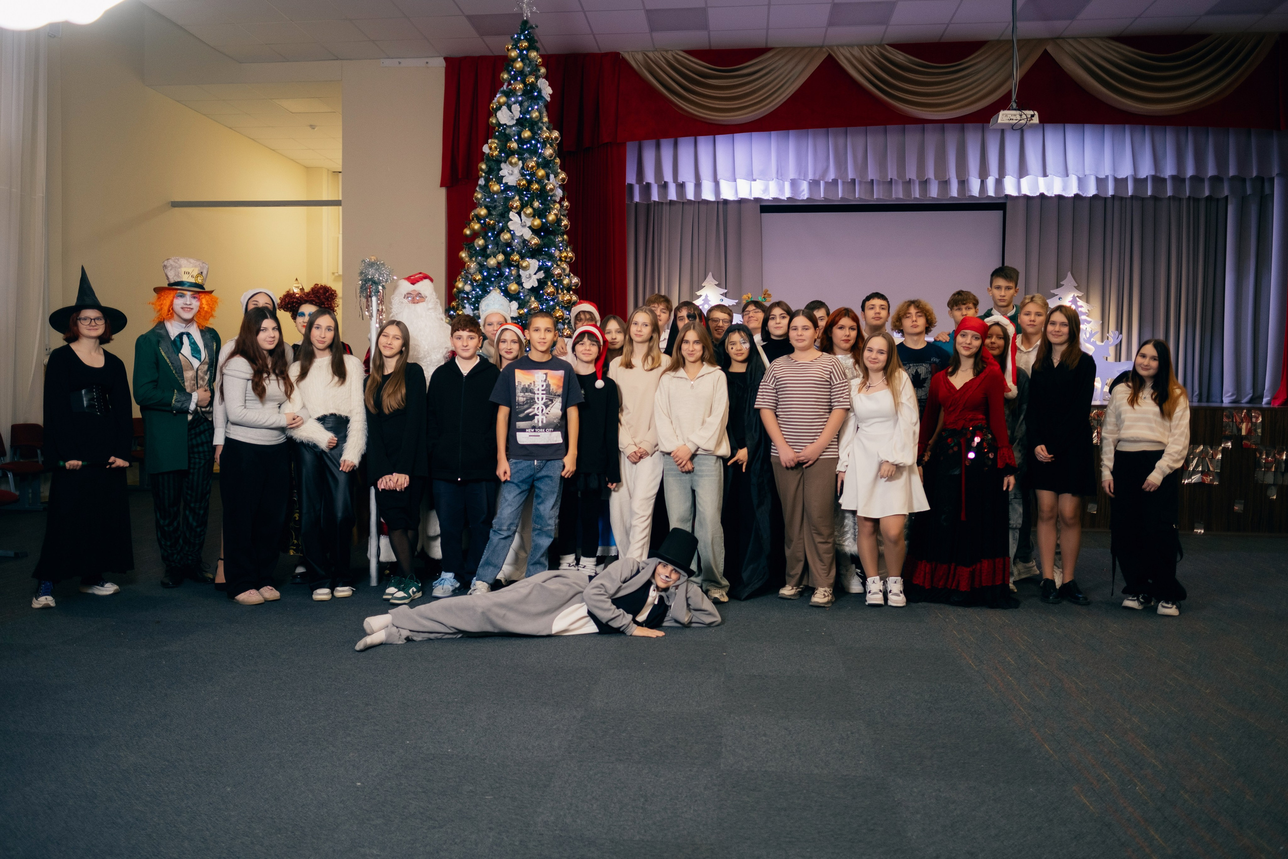 Новогодняя Фотосессия МАОУ СОШ№ 15 8 «Г». Свадебный и репортажной фотограф Денис Ожигин в Краснодаре и Краснодарском крае