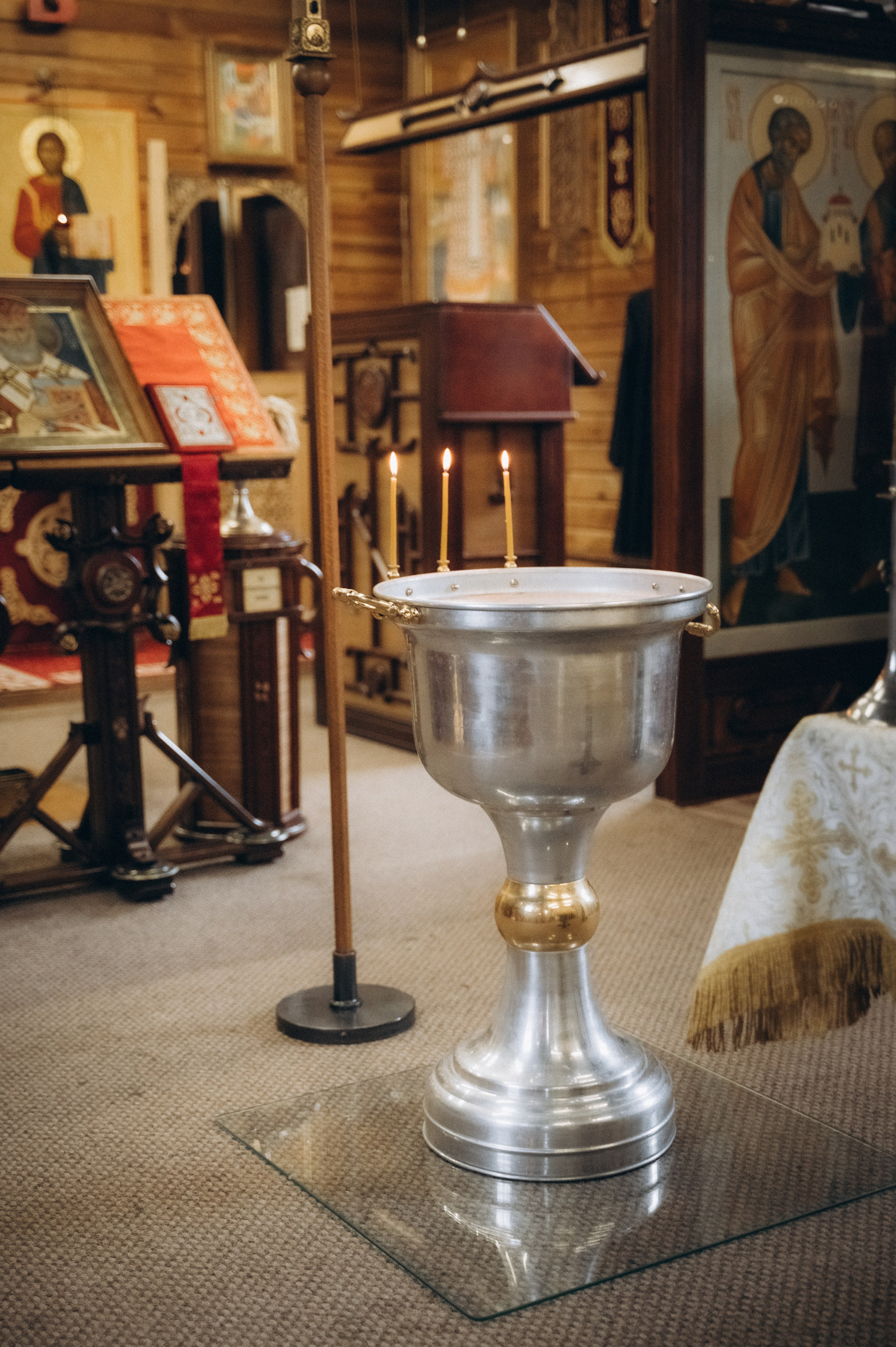 Крещение Егора (ХРАМ СВЯТИТЕЛЯ НИКОЛАЯ ЯПОНСКОГО) частичная конфиденциальность. Семейный фотограф в Минске Дарья Дреко