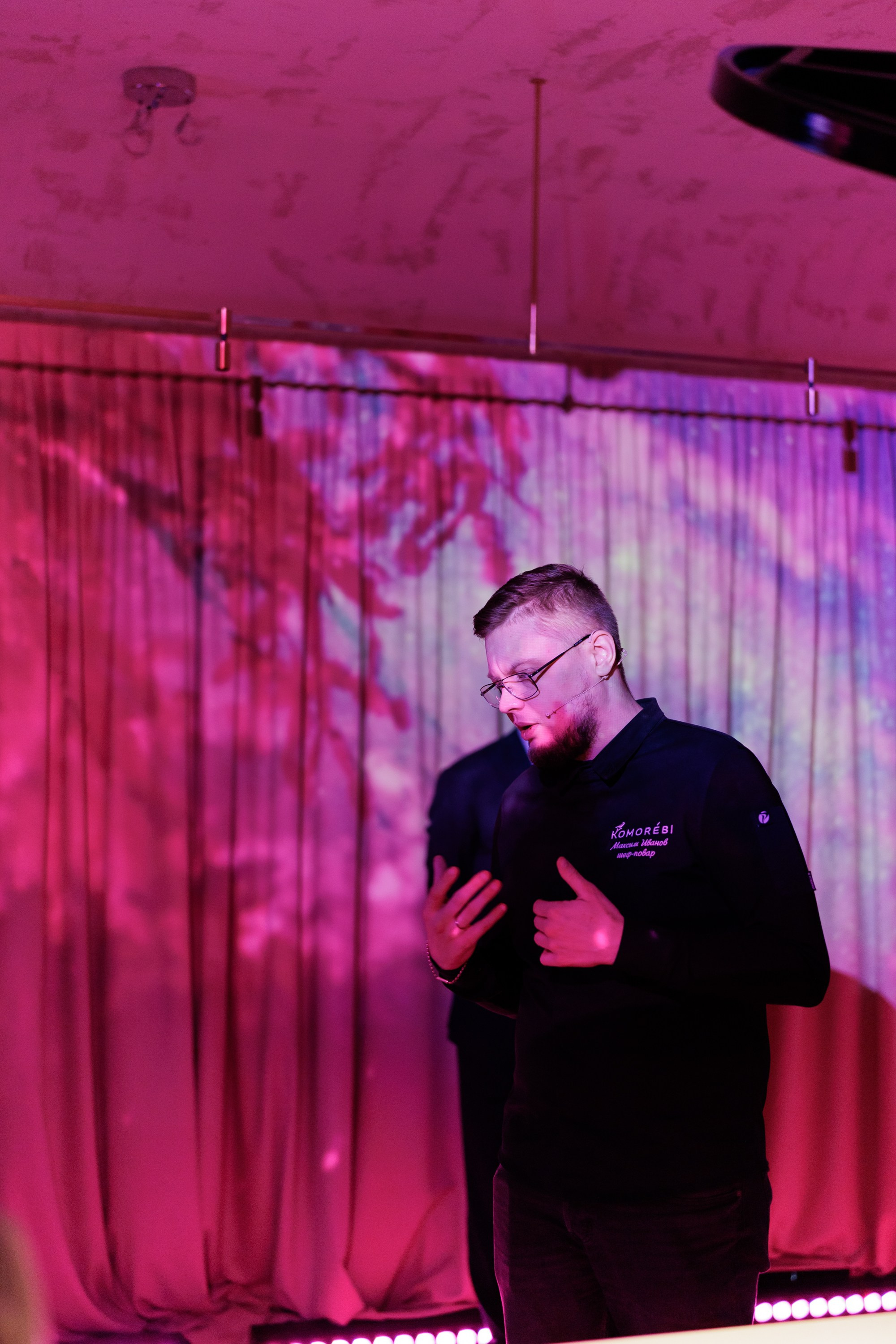 Гастроужин в р.Komorebi (may.25). Свадебный фотограф