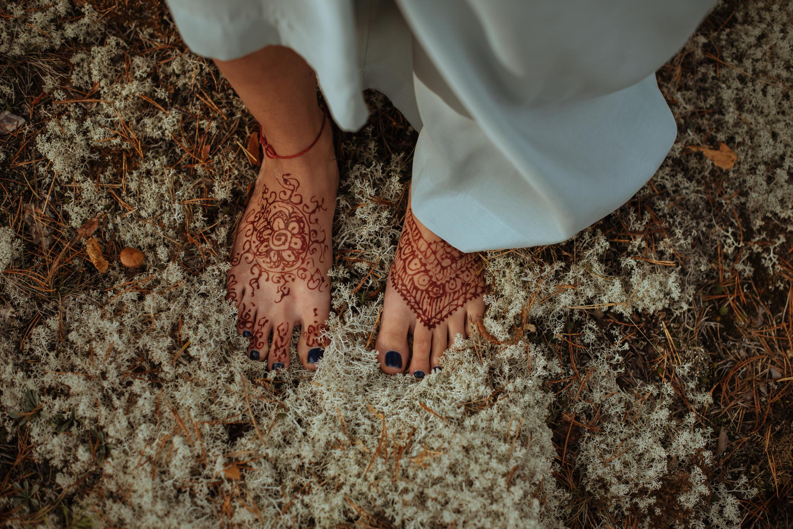 Йога, мехенди, поющая чаша… всё это про Анастасию Гор. Фотограф Мария Орлова (Мирный, Плесецк, Каргополь)