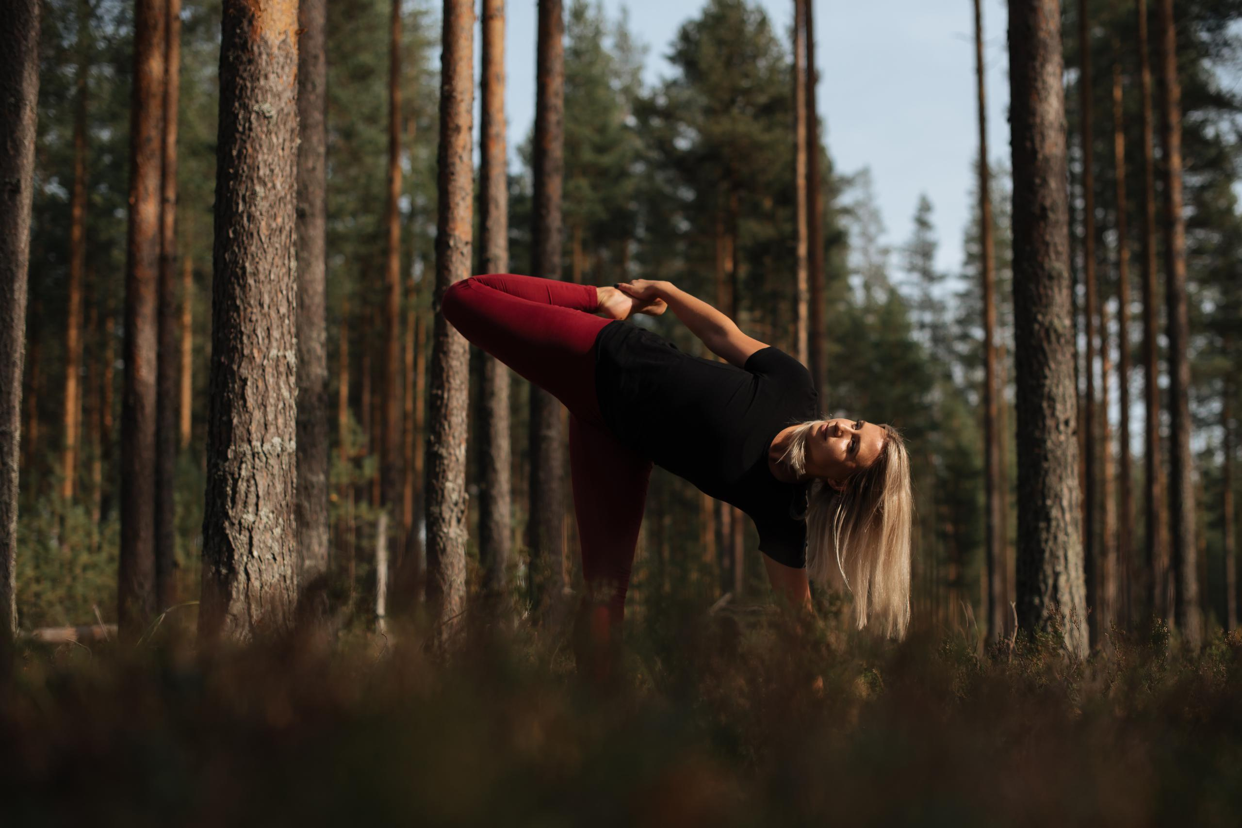 Йога, мехенди, поющая чаша… всё это про Анастасию Гор. Фотограф Мария Орлова (Мирный, Плесецк, Каргополь)