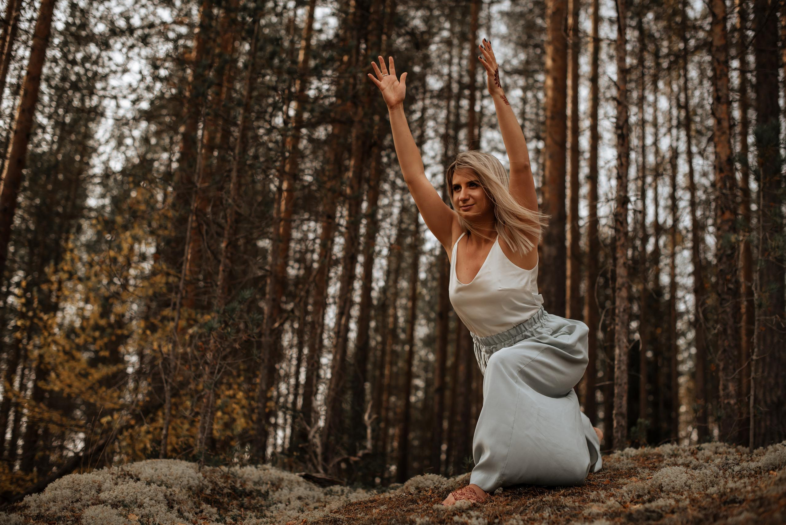 Йога, мехенди, поющая чаша… всё это про Анастасию Гор. Фотограф Мария Орлова (Мирный, Плесецк, Каргополь)