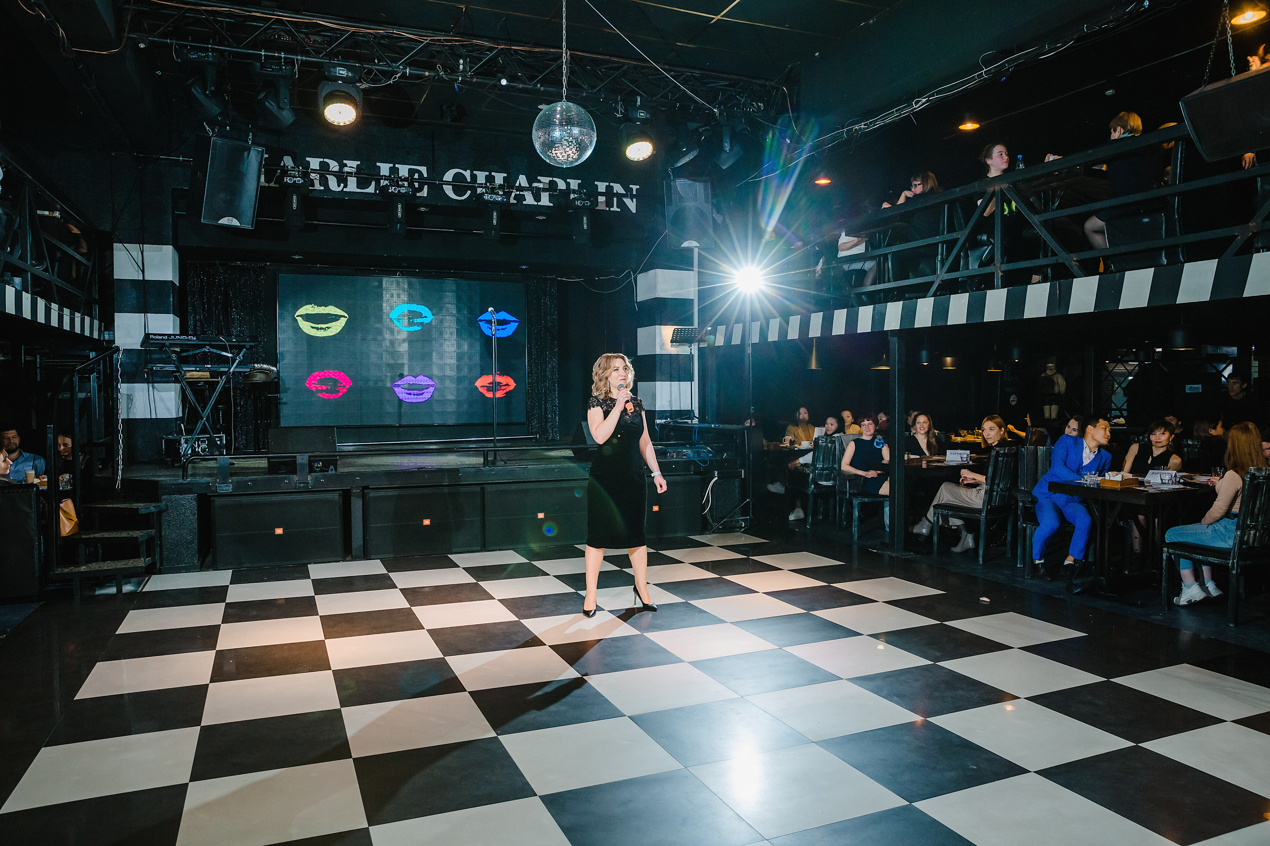 Шоу Талантов Миссис Бурятия. Фотограф и видеограф в Улан-Удэ: Аюна Габагуева и Артём Шаханов