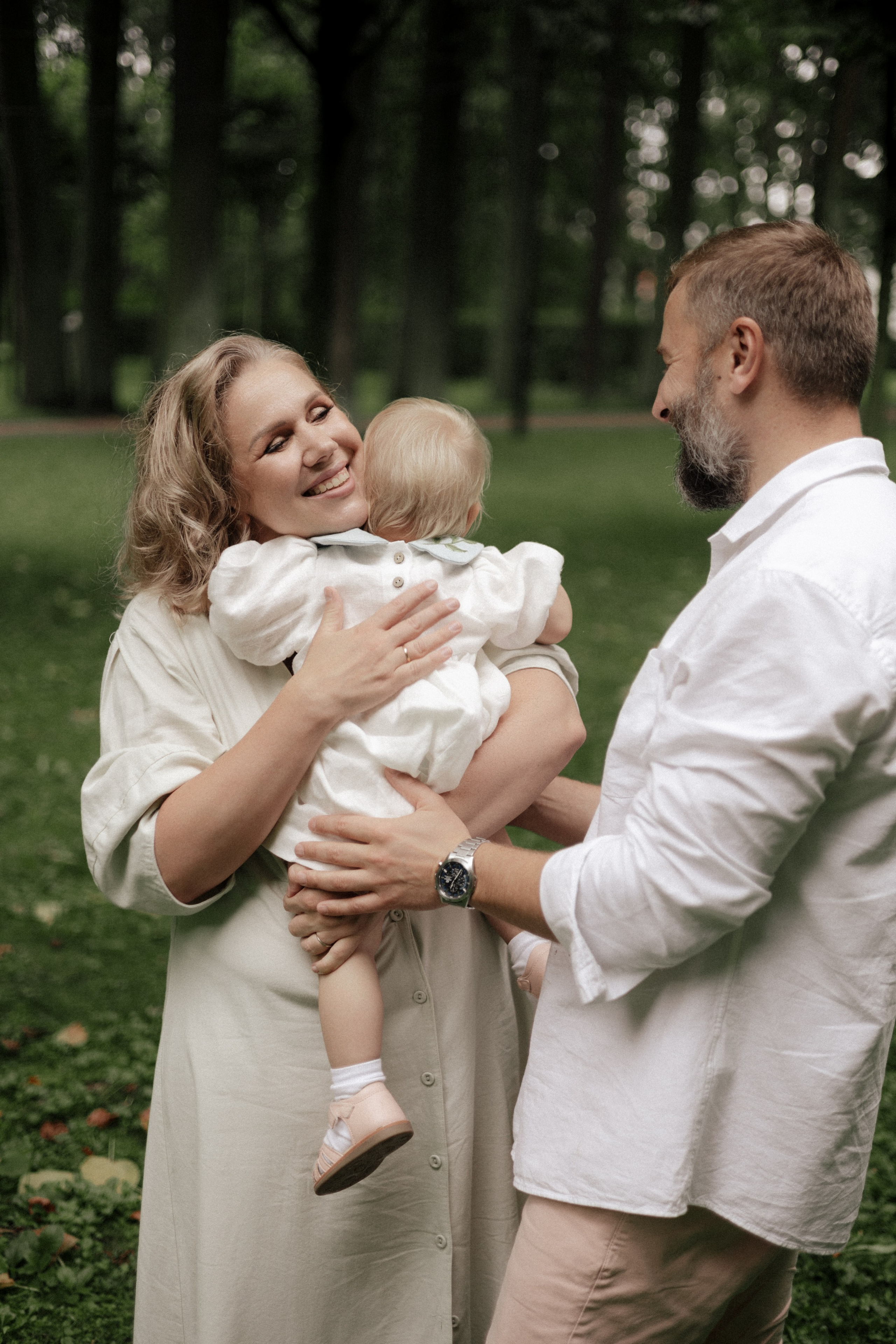 Семейная фотосессия в Оставьевском парке. Свадебный и портретный фотограф в Москве Анастасия Масюк