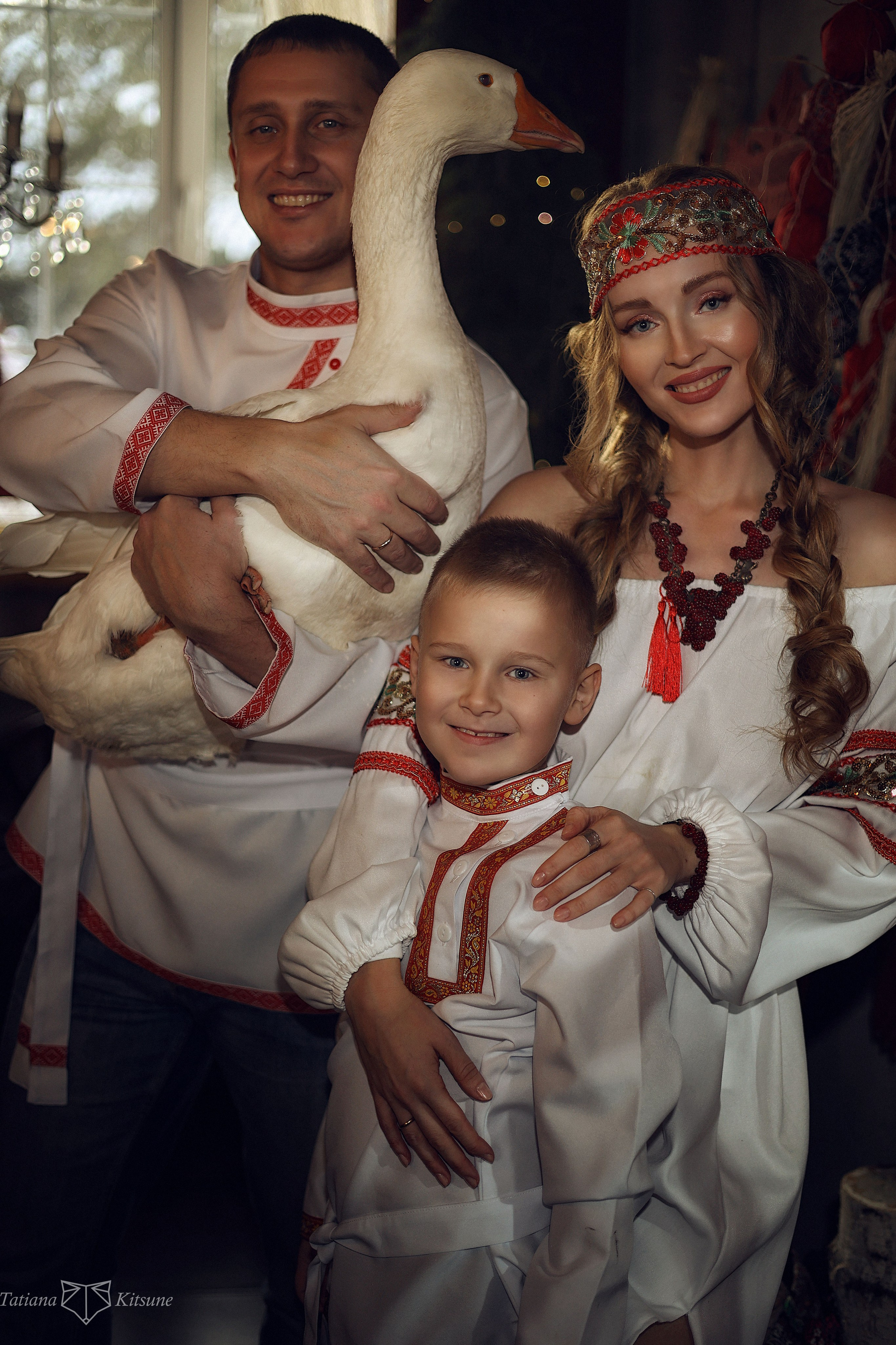 детские фотосессии, фотосессии с детьми, детский фотограф, семейные фотосессии, семья, фото с семьей, семейная фотосессия, детская фотосессия, фотосессия с родителями и детьми, фотосессия пар, парная фотосессия, лавстори, лав стори фотосессия, фотосессия муж и жена, фотосессия в Руском стиле, русский народный стиль, фотосессия в русском народном, русский народный наряд, русский народный сарафан, русский народный кокошник, кокошник, 