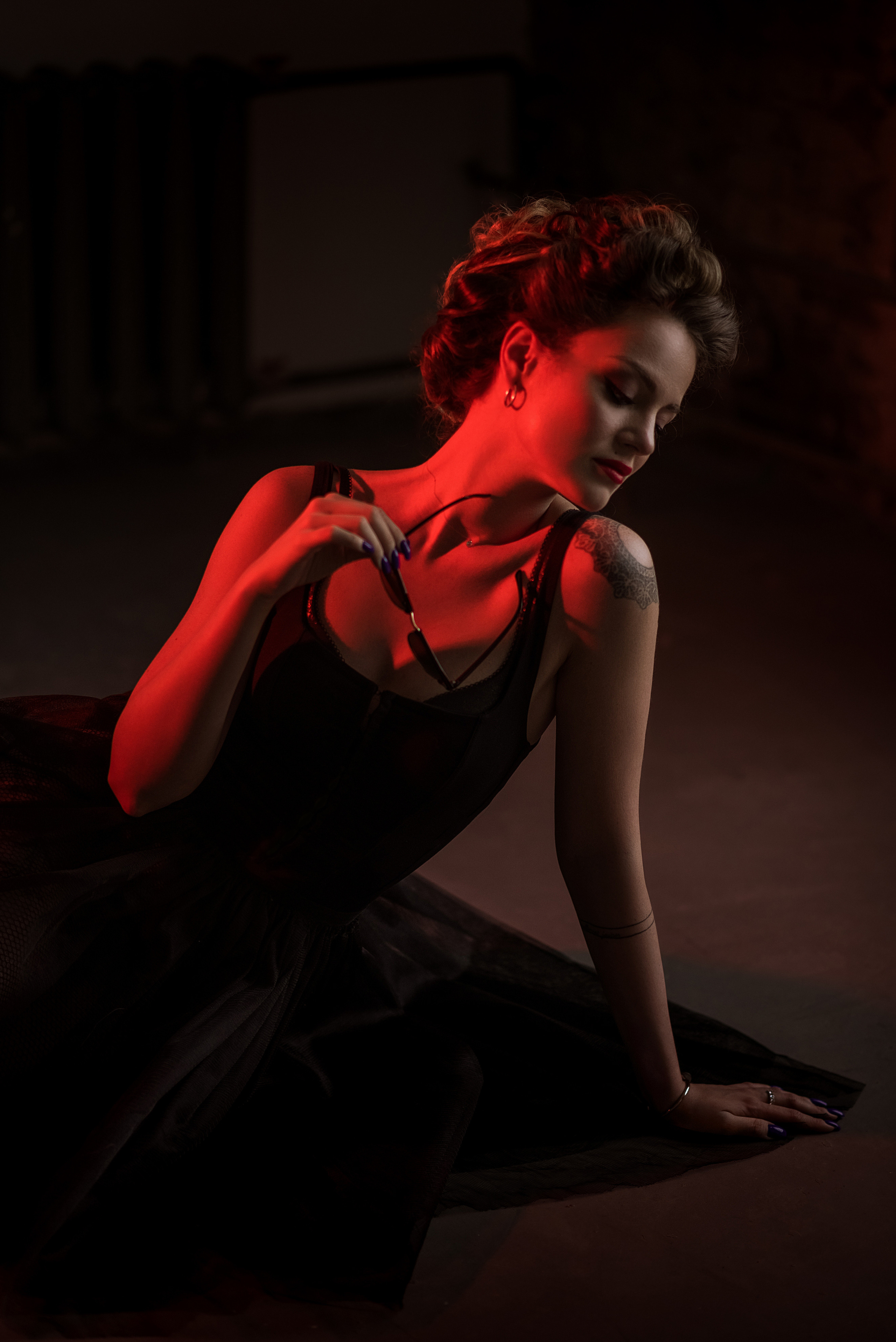 Студийная съемка с цветным светом и фильтрами