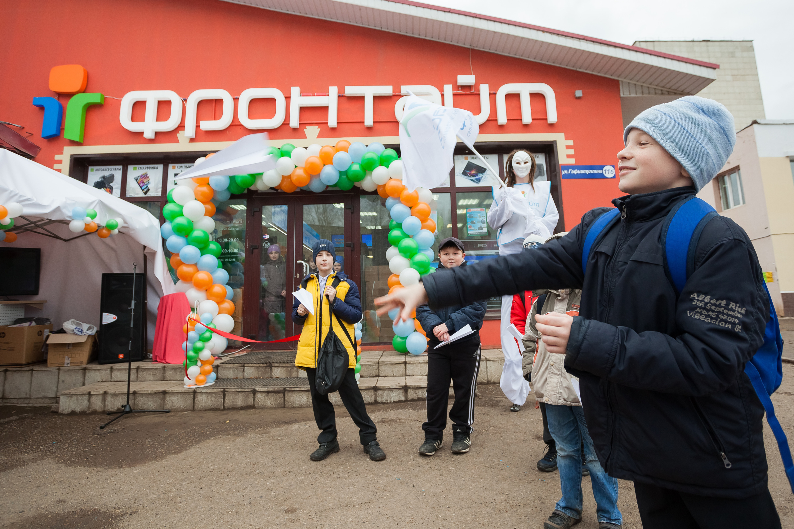 Открытие магазина. Фотограф Тимур Биктимеров: портреты, репортажи, фотокниги