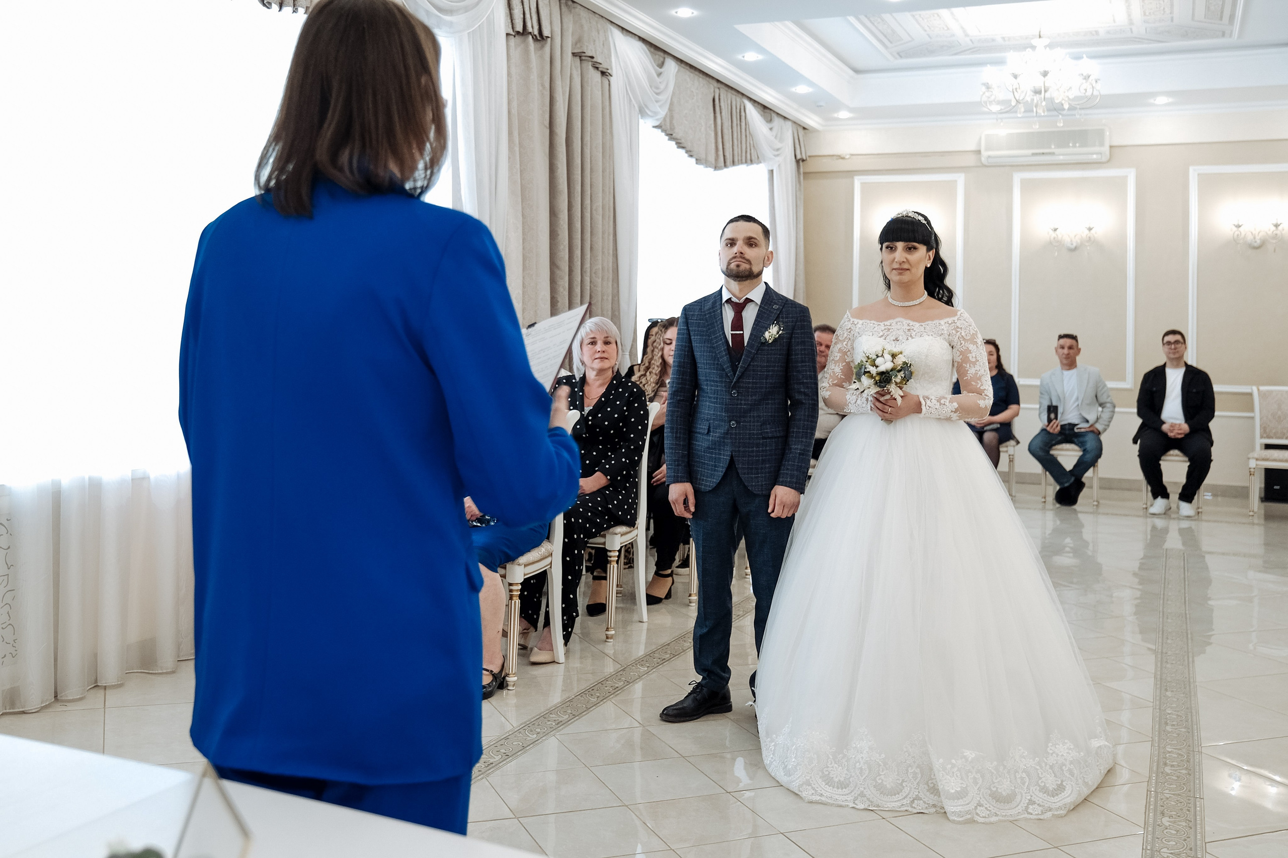 Сергей и Евгения_свадебная фотосессия в Версале. Свадебный фотограф в Челябинске Сырчикова Наталья