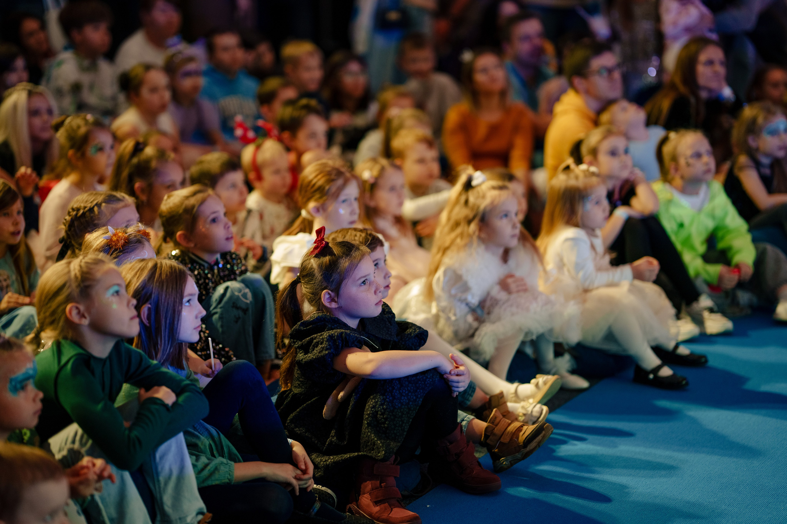 Репортажный фотограф VK Елка. Репортажный фотограф Москва Сергей Дружинин