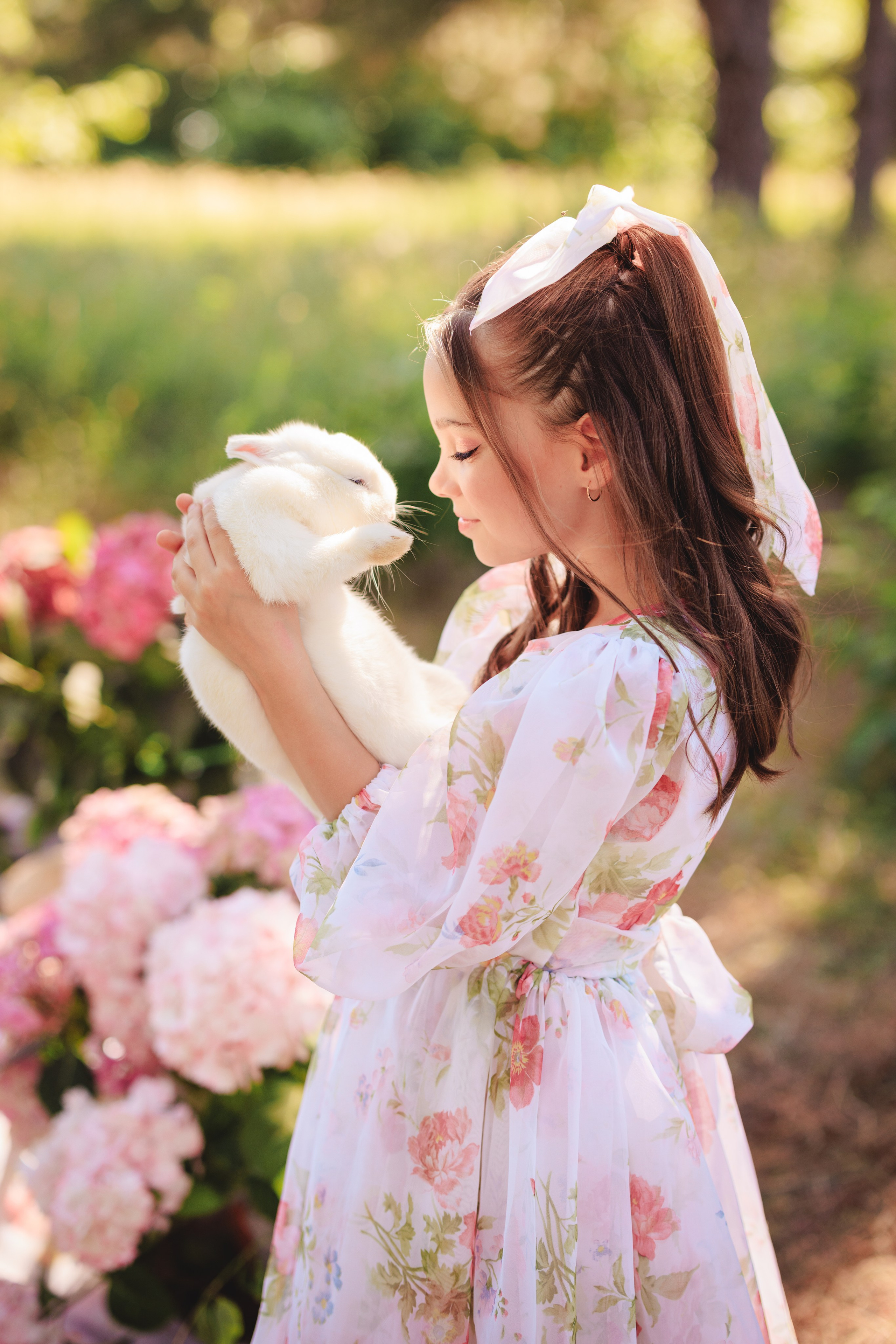 Цветочная кровать с кроликами. Семейный и детский фотограф в Краснодаре Анна Трашкова