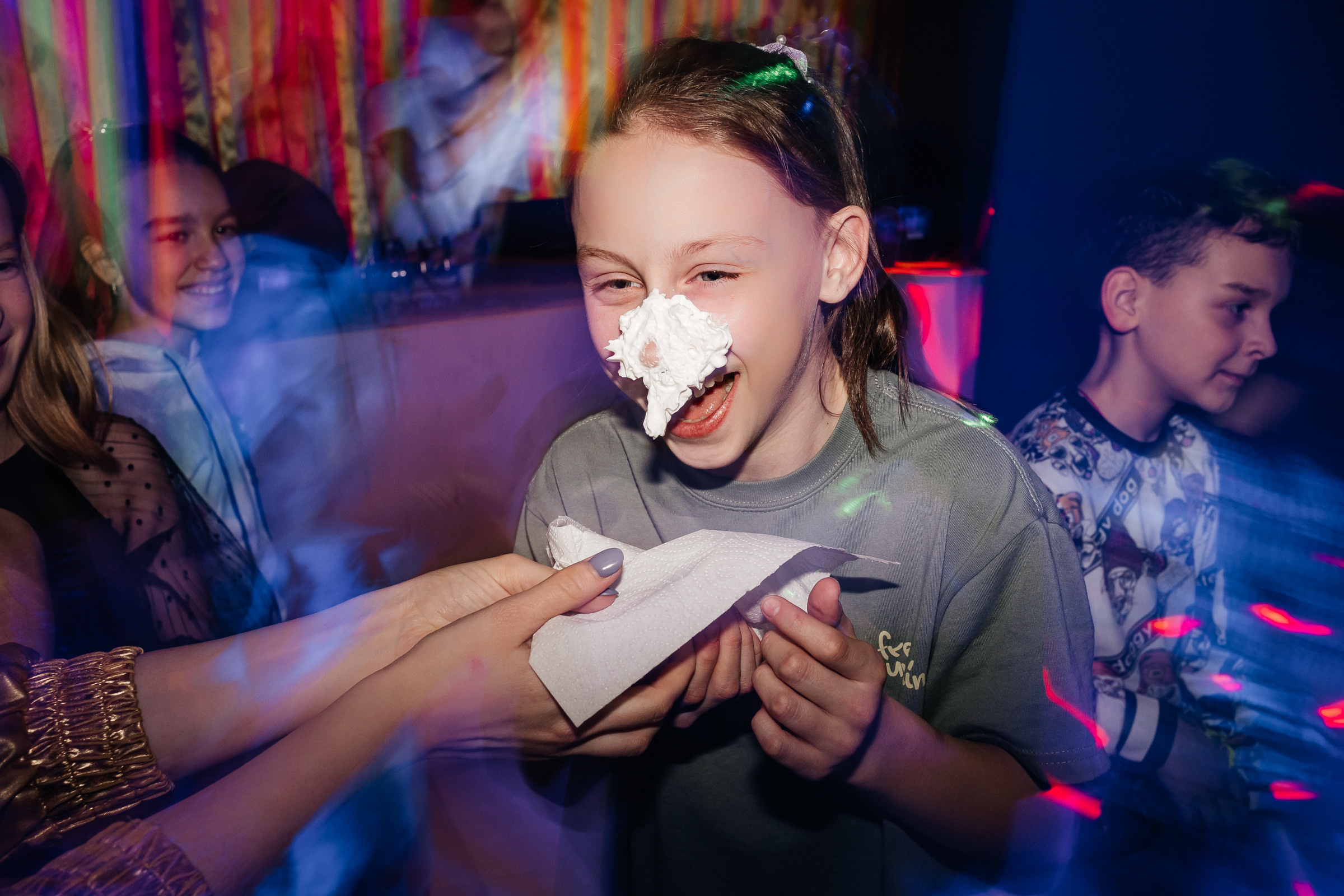 Дни Рождения в Labirint. Детский и семейный фотограф в Красноярске Настя Ярош