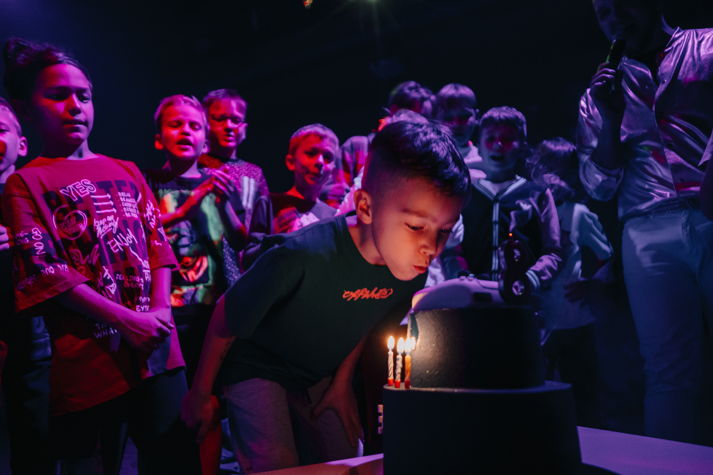 Дни Рождения в Labirint. Детский и семейный фотограф в Красноярске Настя Ярош