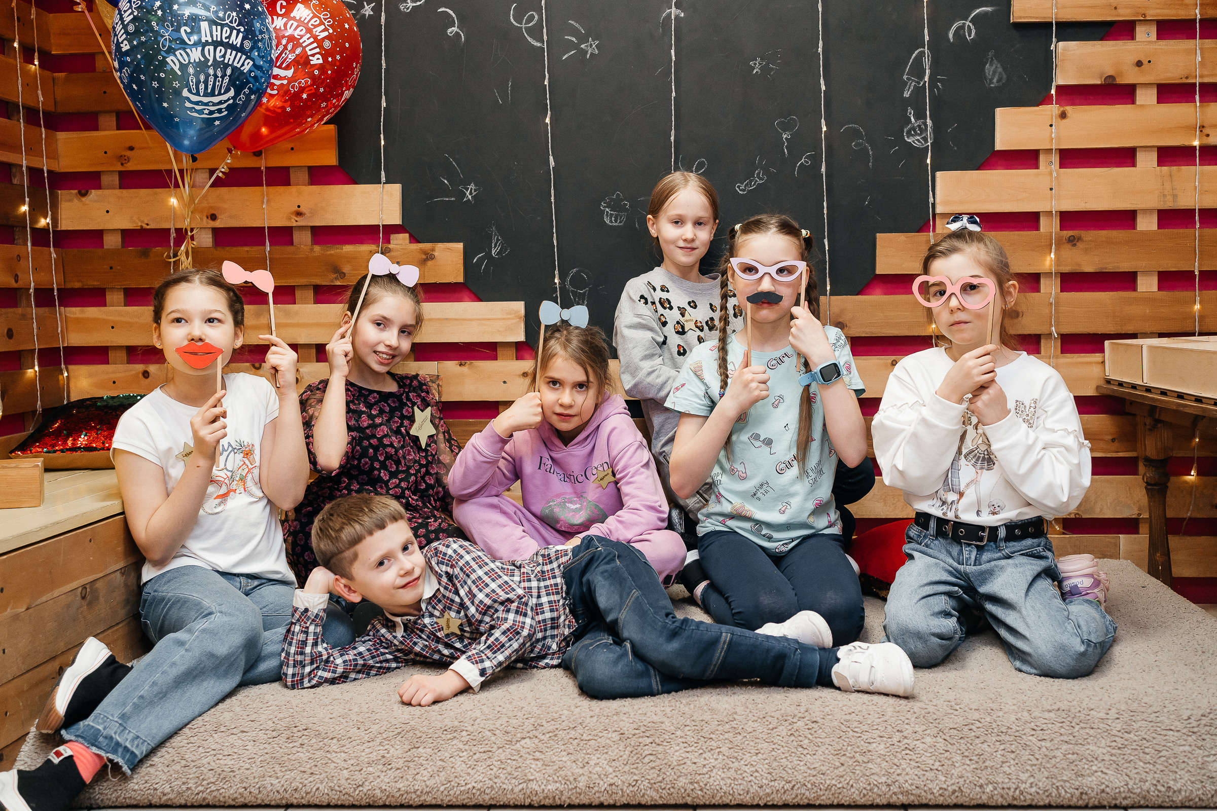 Дни Рождения в Labirint. Детский и семейный фотограф в Красноярске Настя Ярош