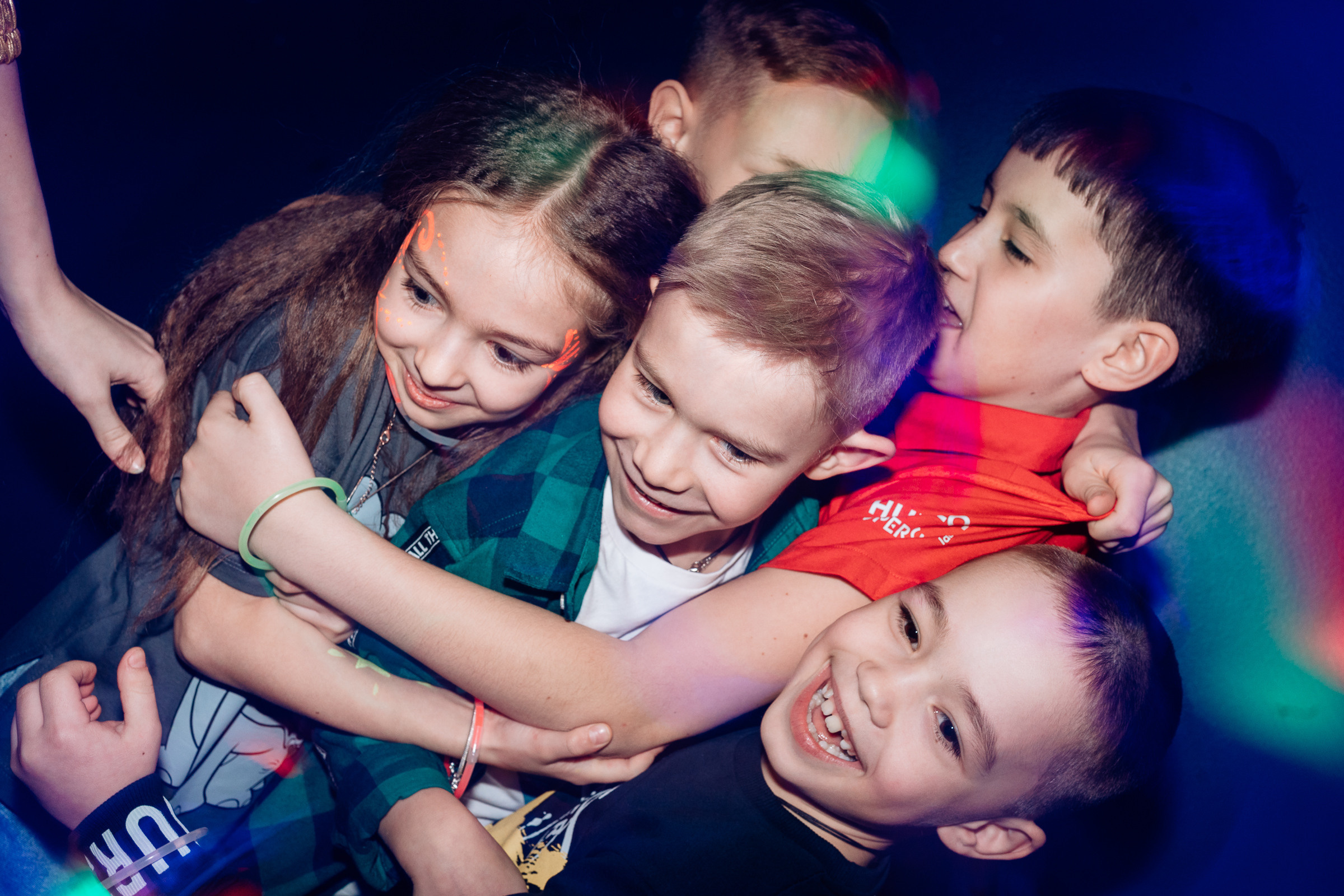 Дни Рождения в Labirint. Детский и семейный фотограф в Красноярске Настя Ярош