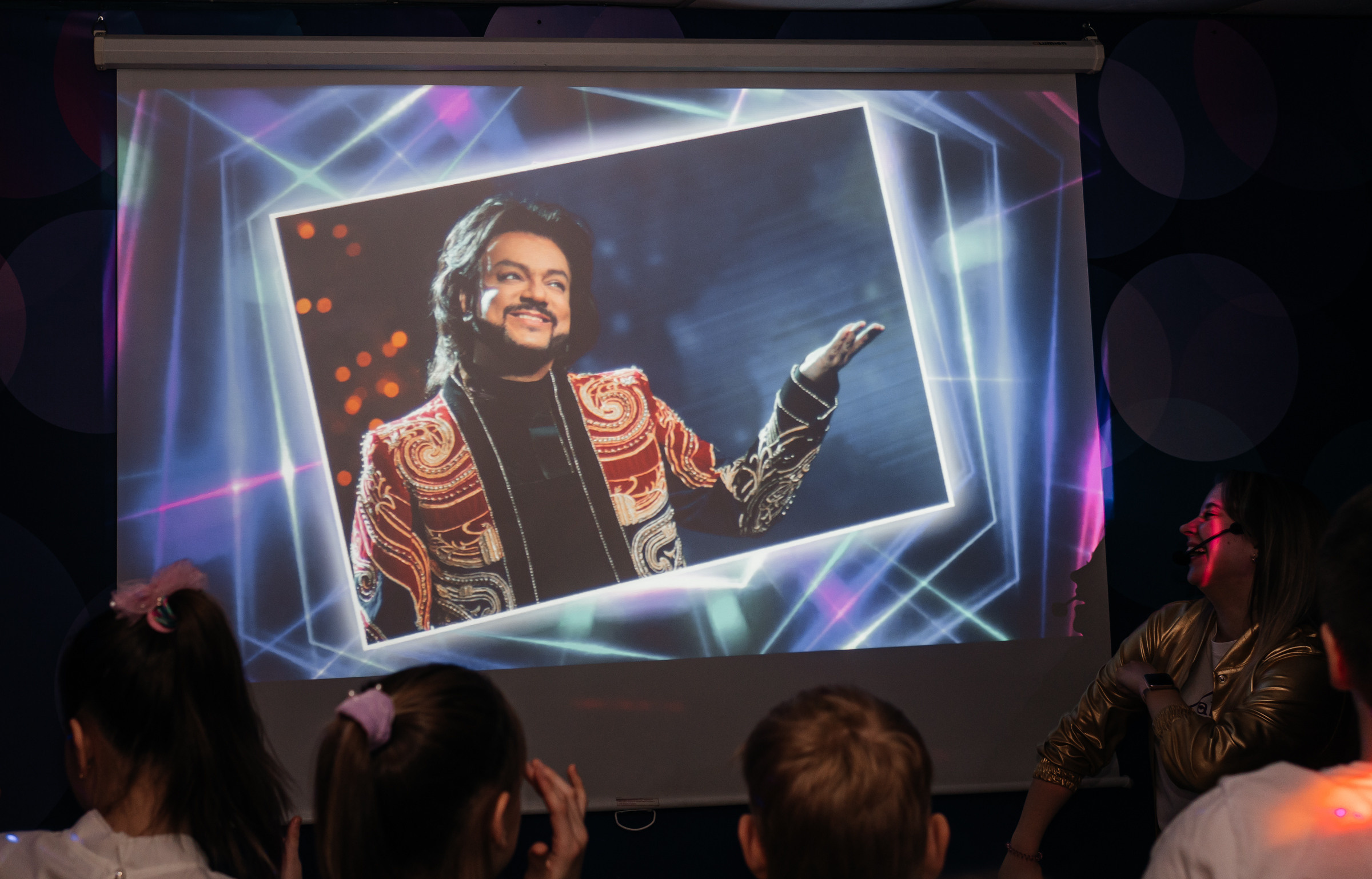 Дни Рождения в Labirint. Детский и семейный фотограф в Красноярске Настя Ярош