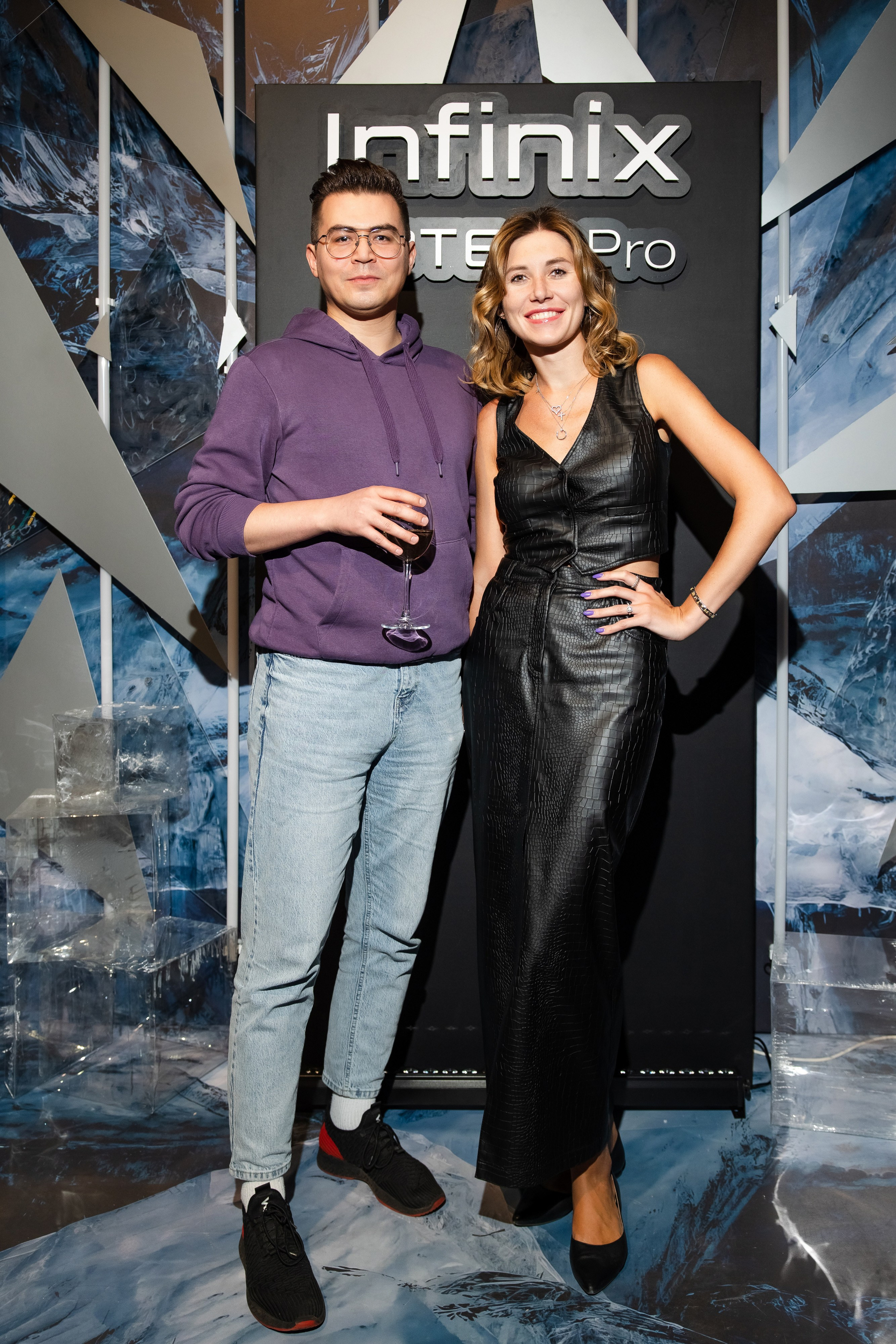 Презентация Infinix. Свадебный репортажный фотограф в Москве