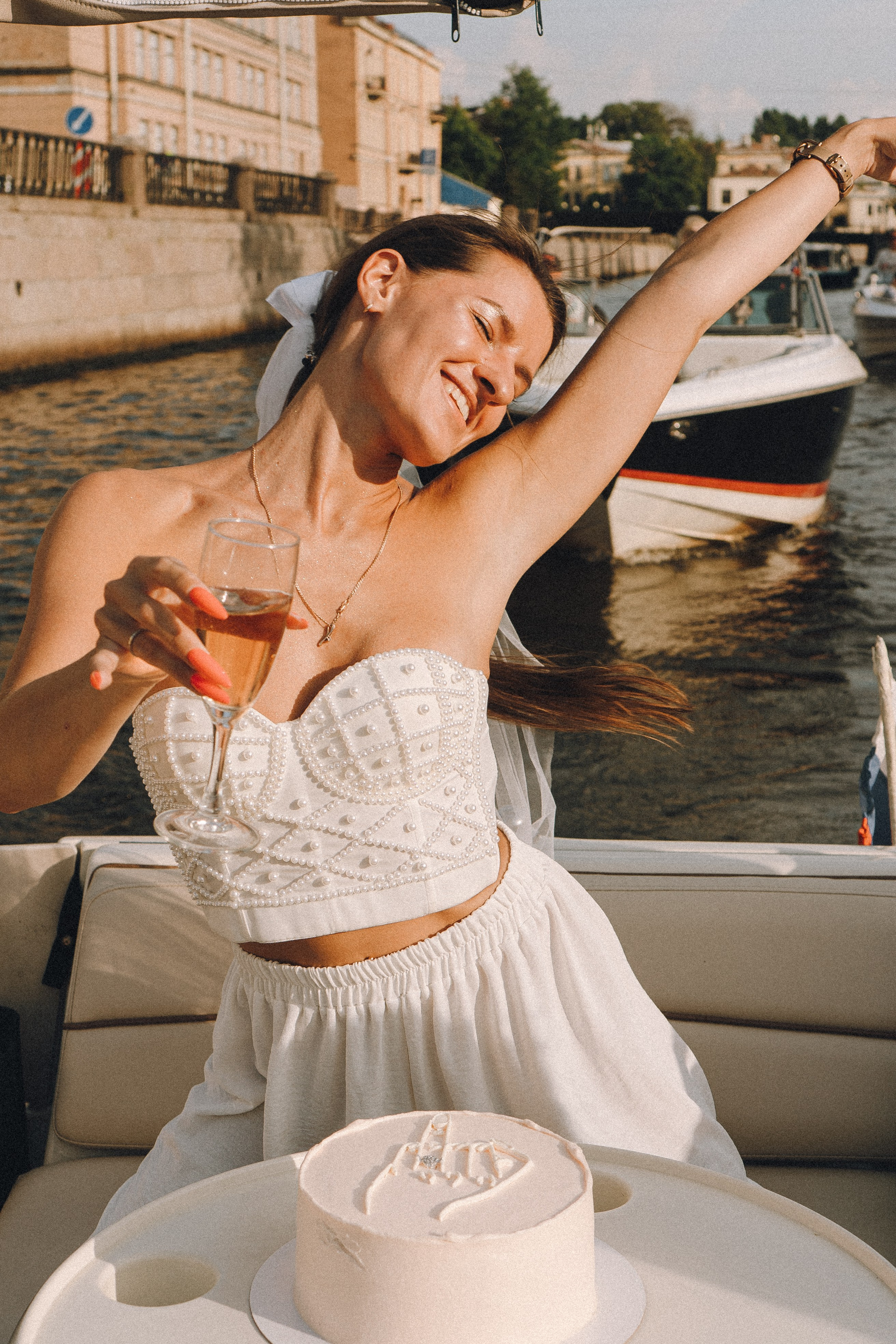 ДЕВИЧНИК НА КАТЕРЕ. Профессиональный фотограф, Санкт-Петербург — Виктория Богомолова