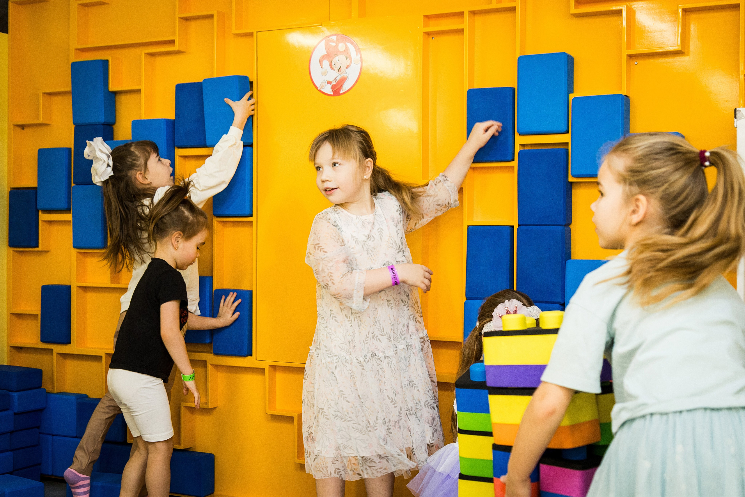 Ксении 7 лет. Детский фотограф видеограф в Хабаровске Михаил Орлов