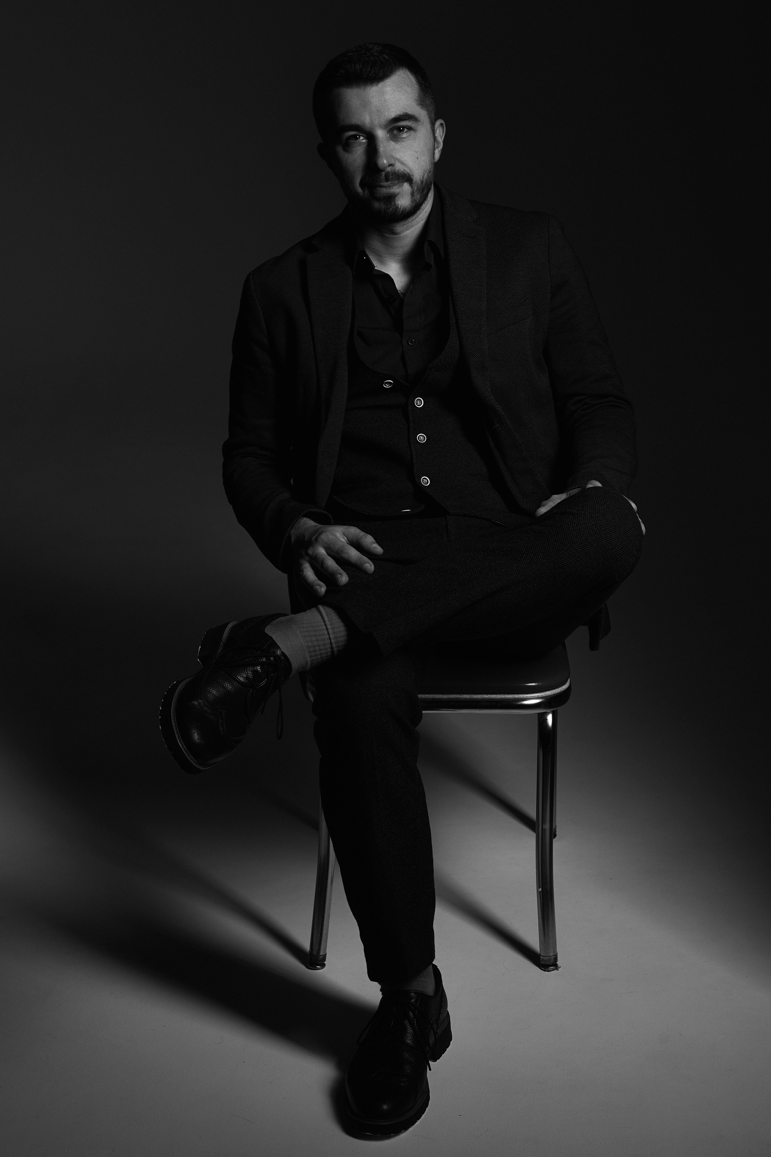 Мужская фотосессия в студии Brikman Москва. Анна Потявина. Фотограф Москва